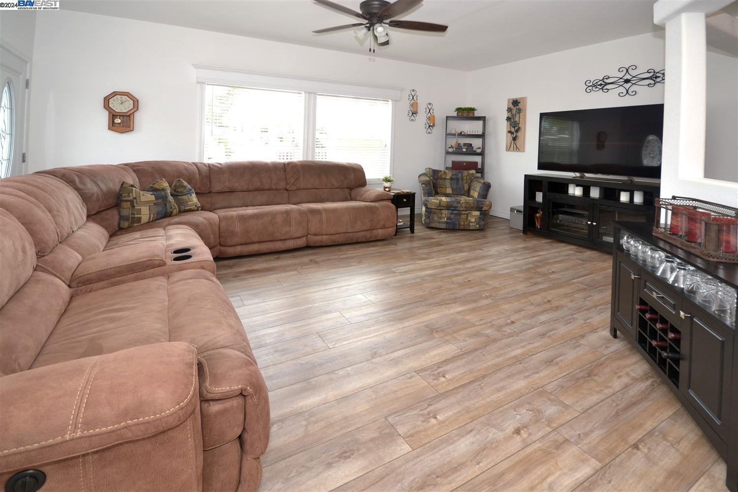 3263 Vineyard Ave., #159 # 159