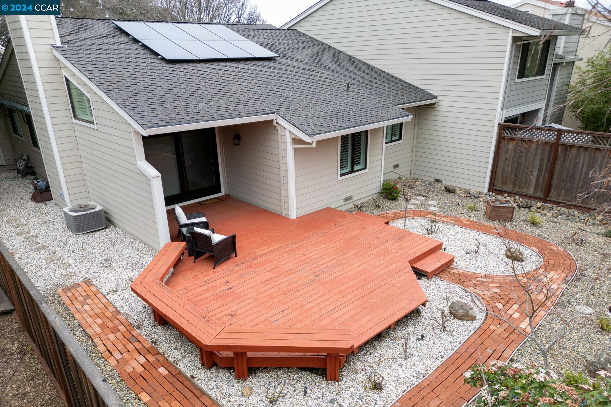 1483 Quail View Cir