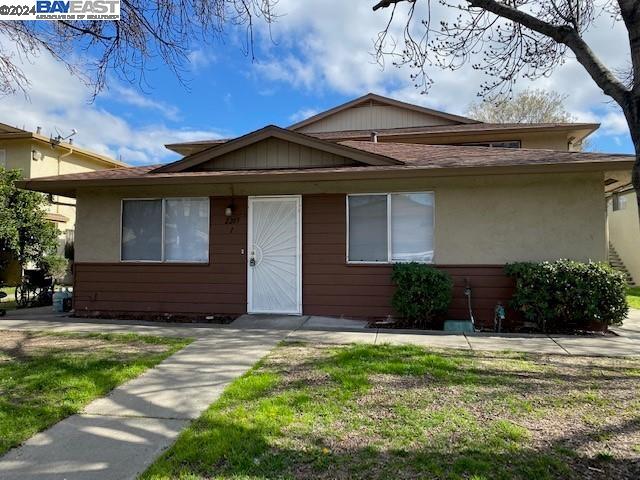 2119 Peppertree Way # 1