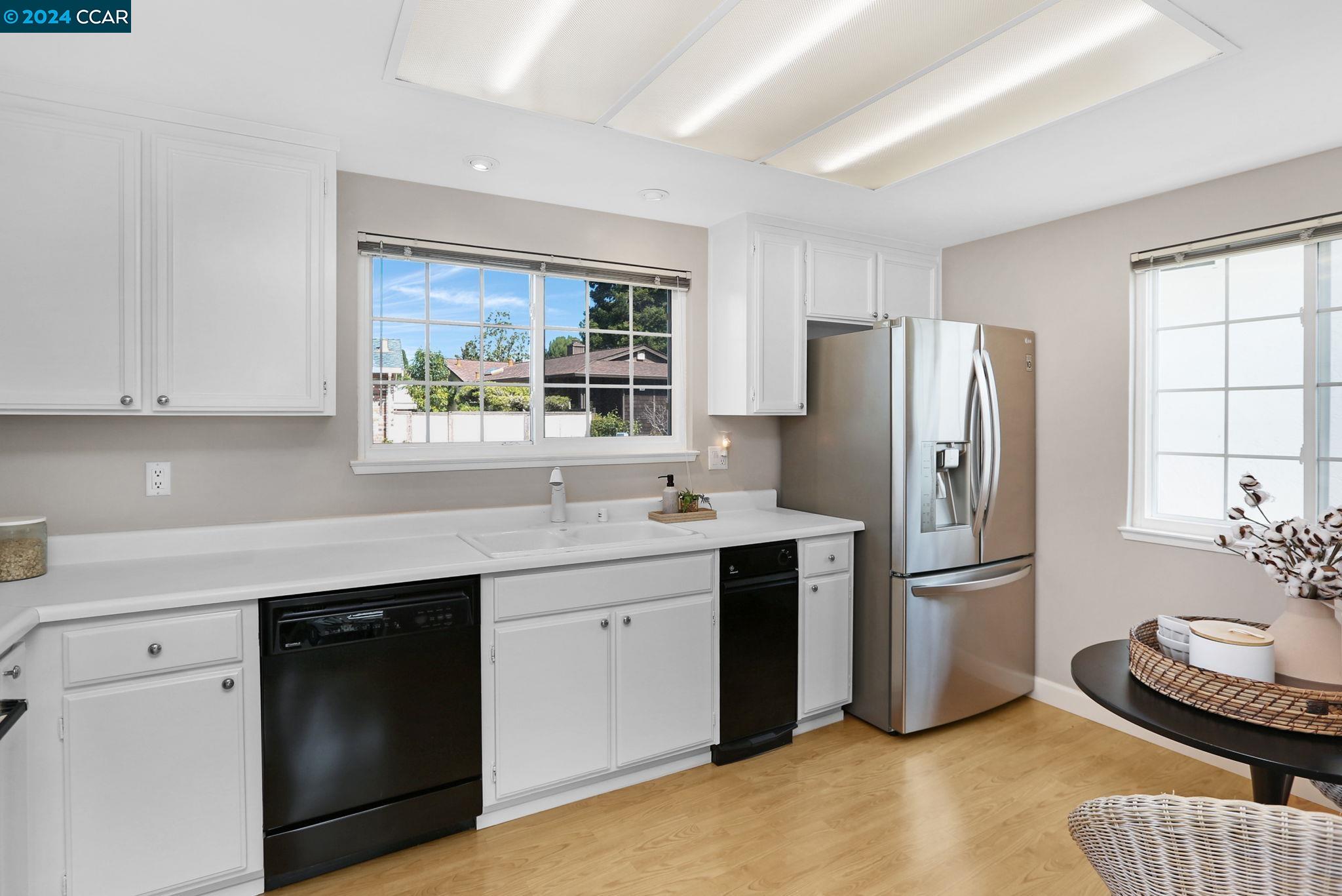 740 Senca Ct