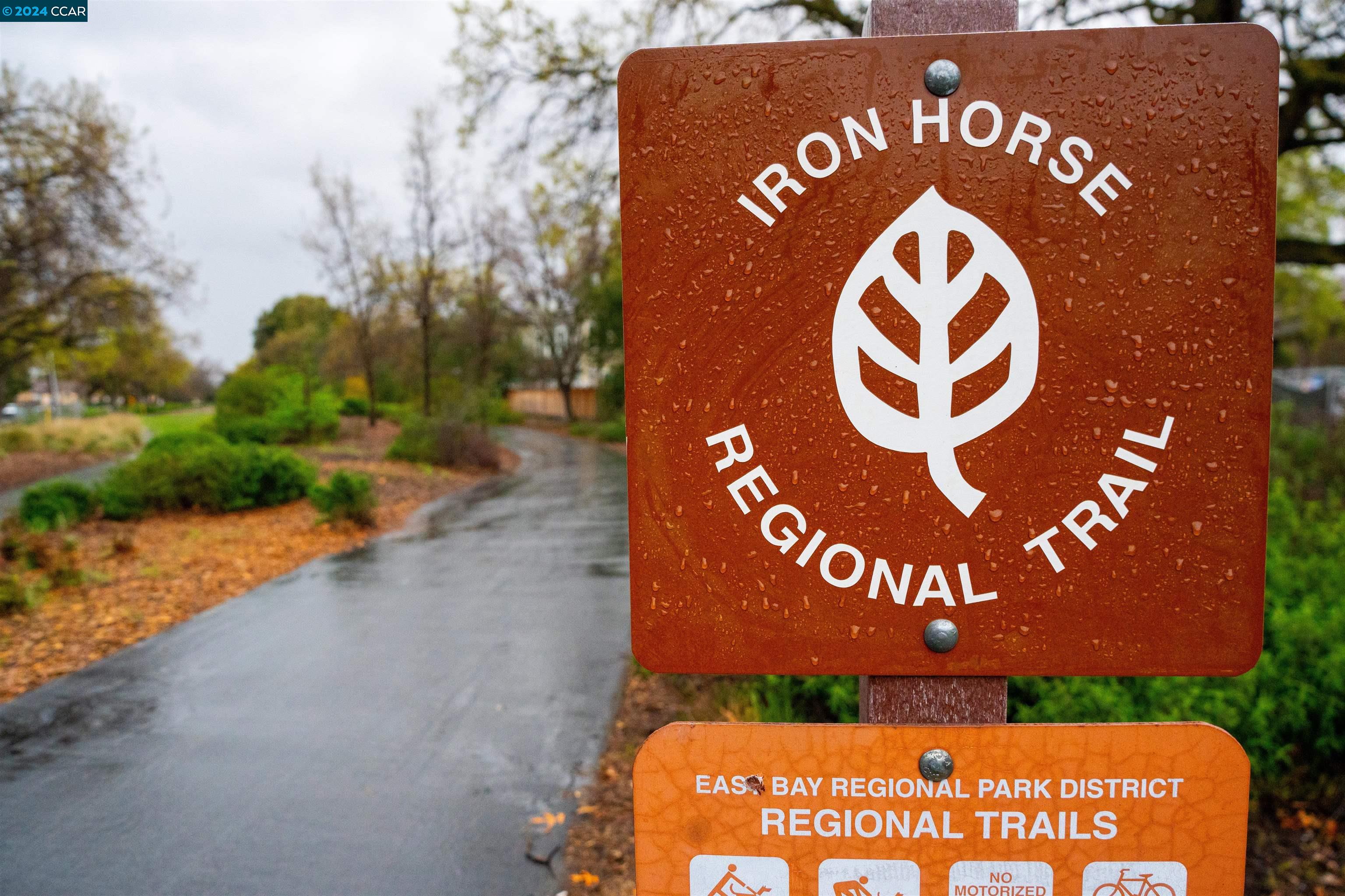 3173 Wayside Plaza # 204