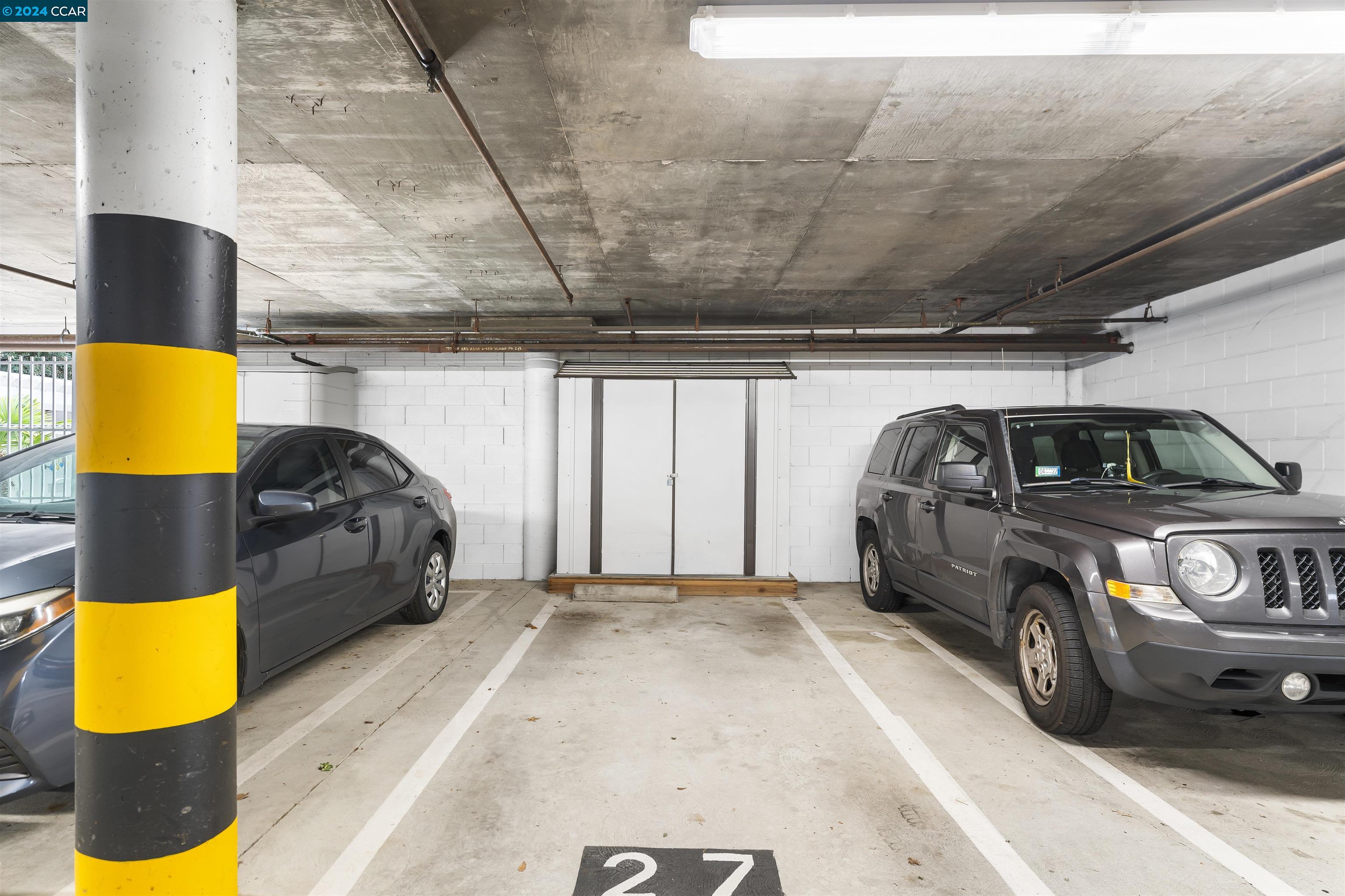 3173 Wayside Plaza # 204