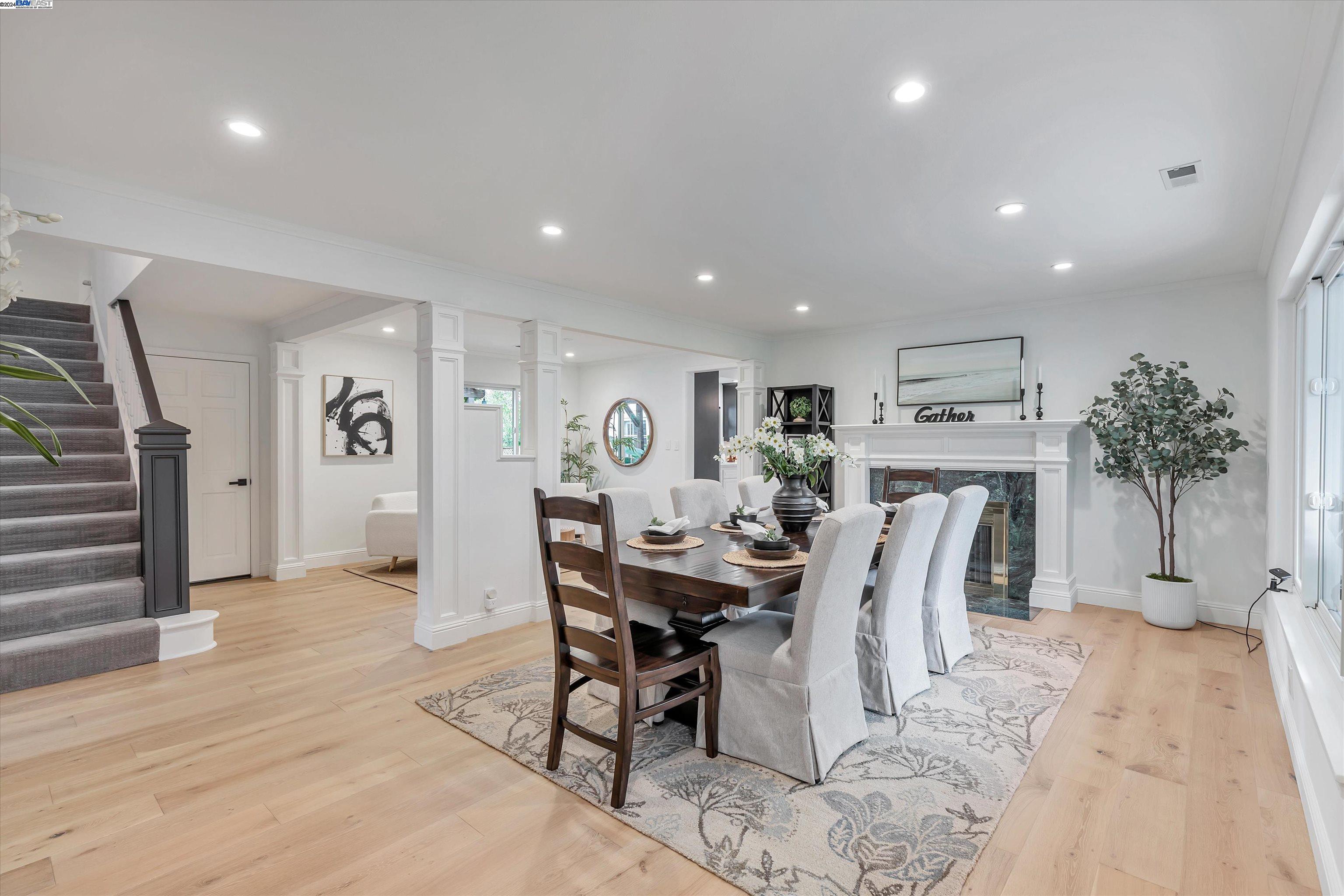 180 Lucinda Ln