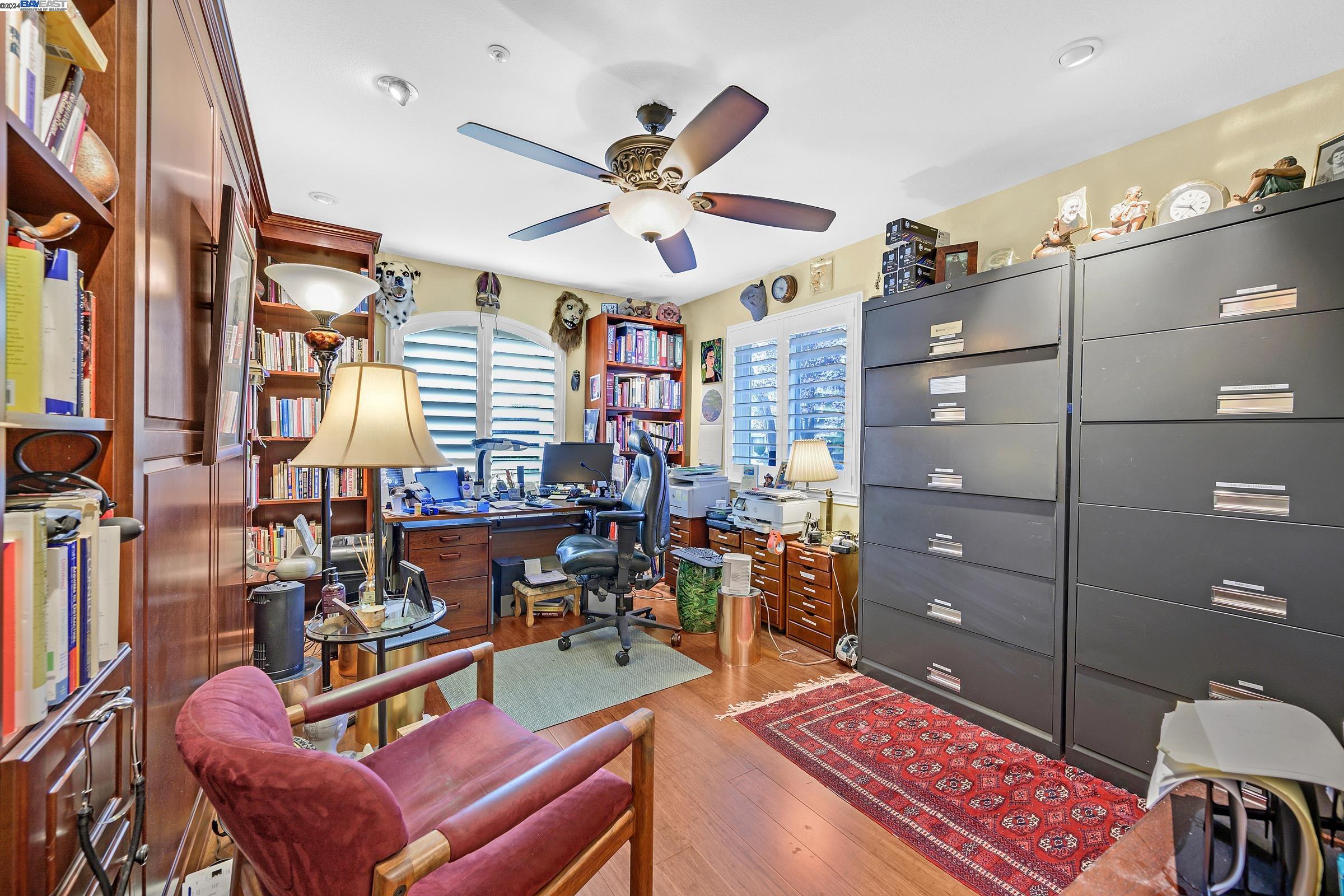 4419 Edgewood Way