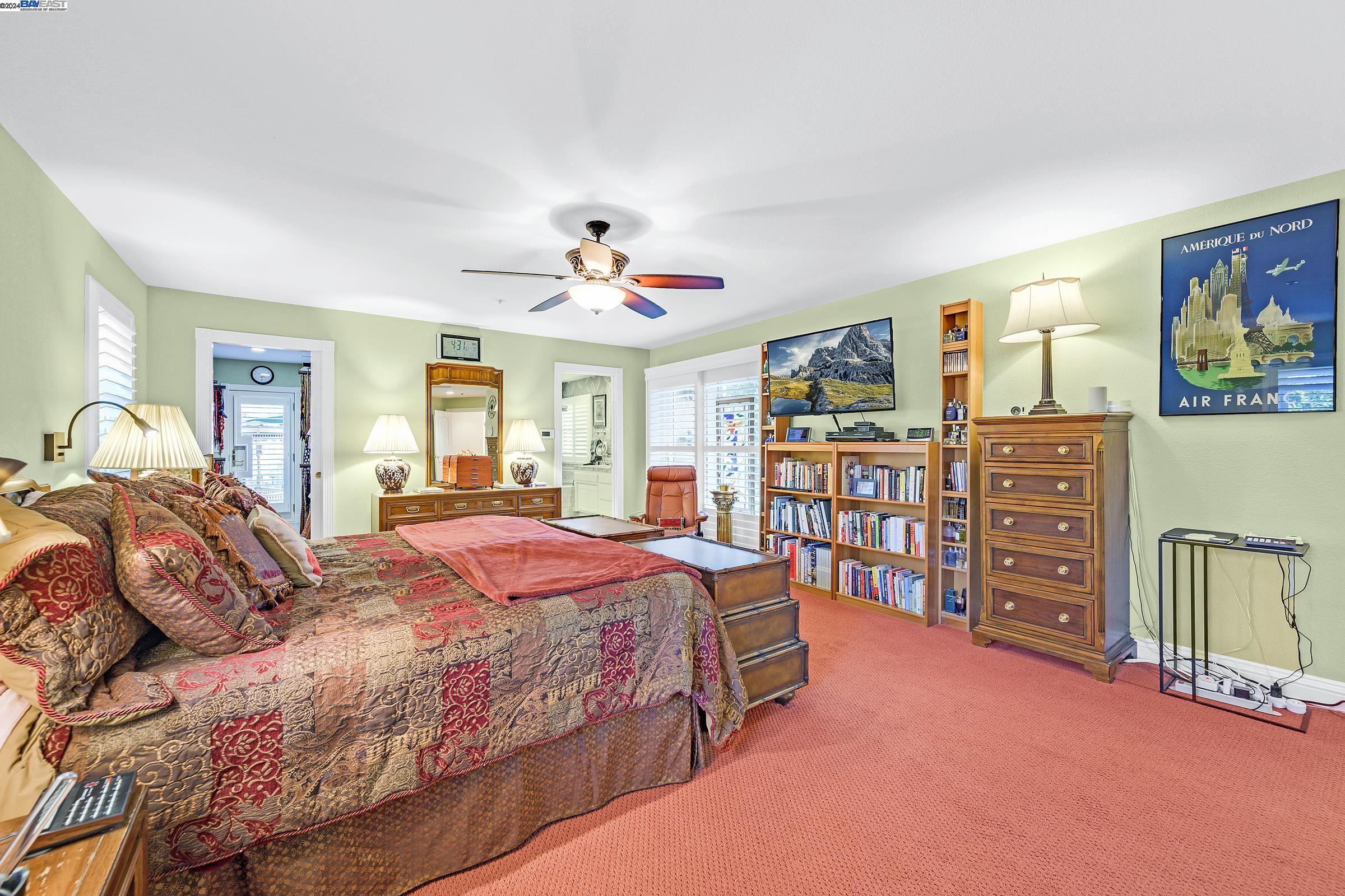 4419 Edgewood Way