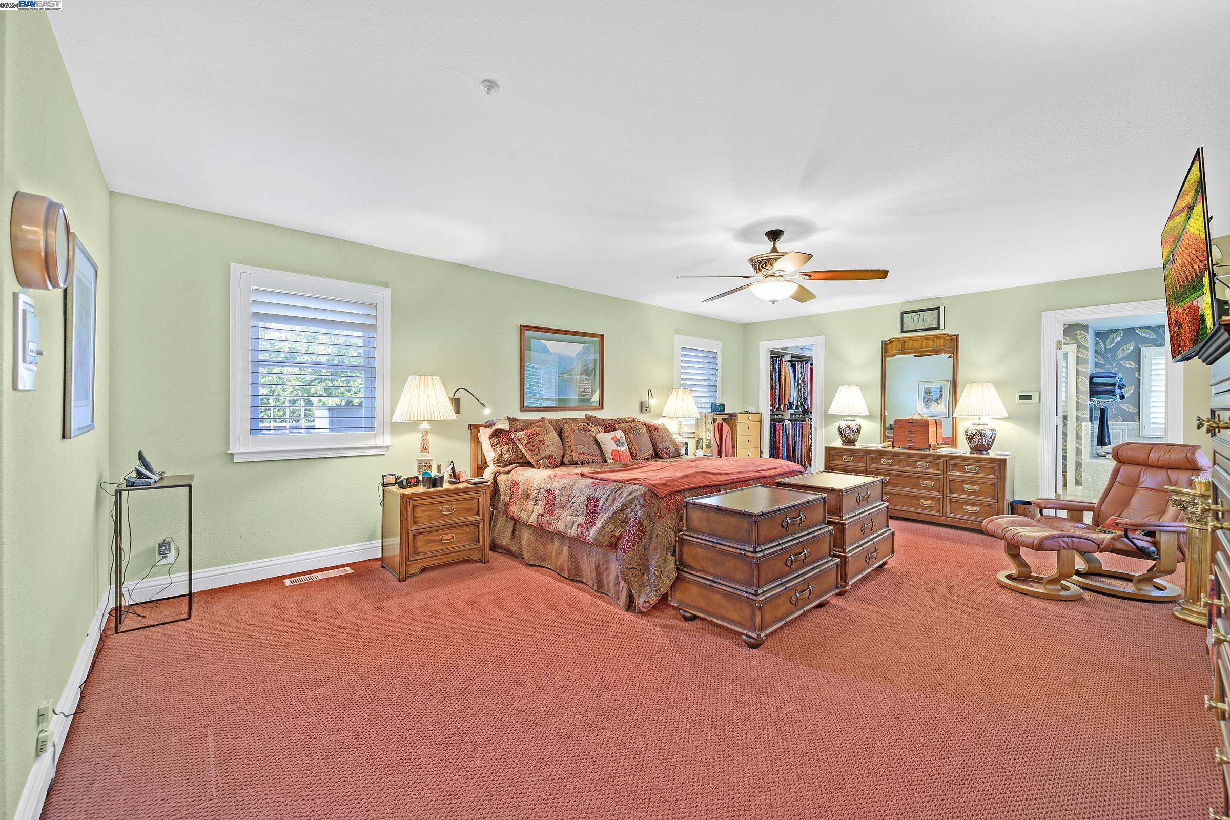 4419 Edgewood Way