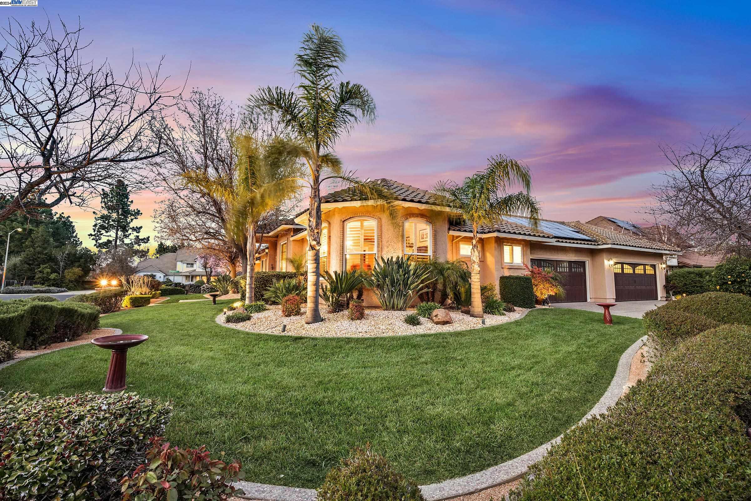 4419 Edgewood Way