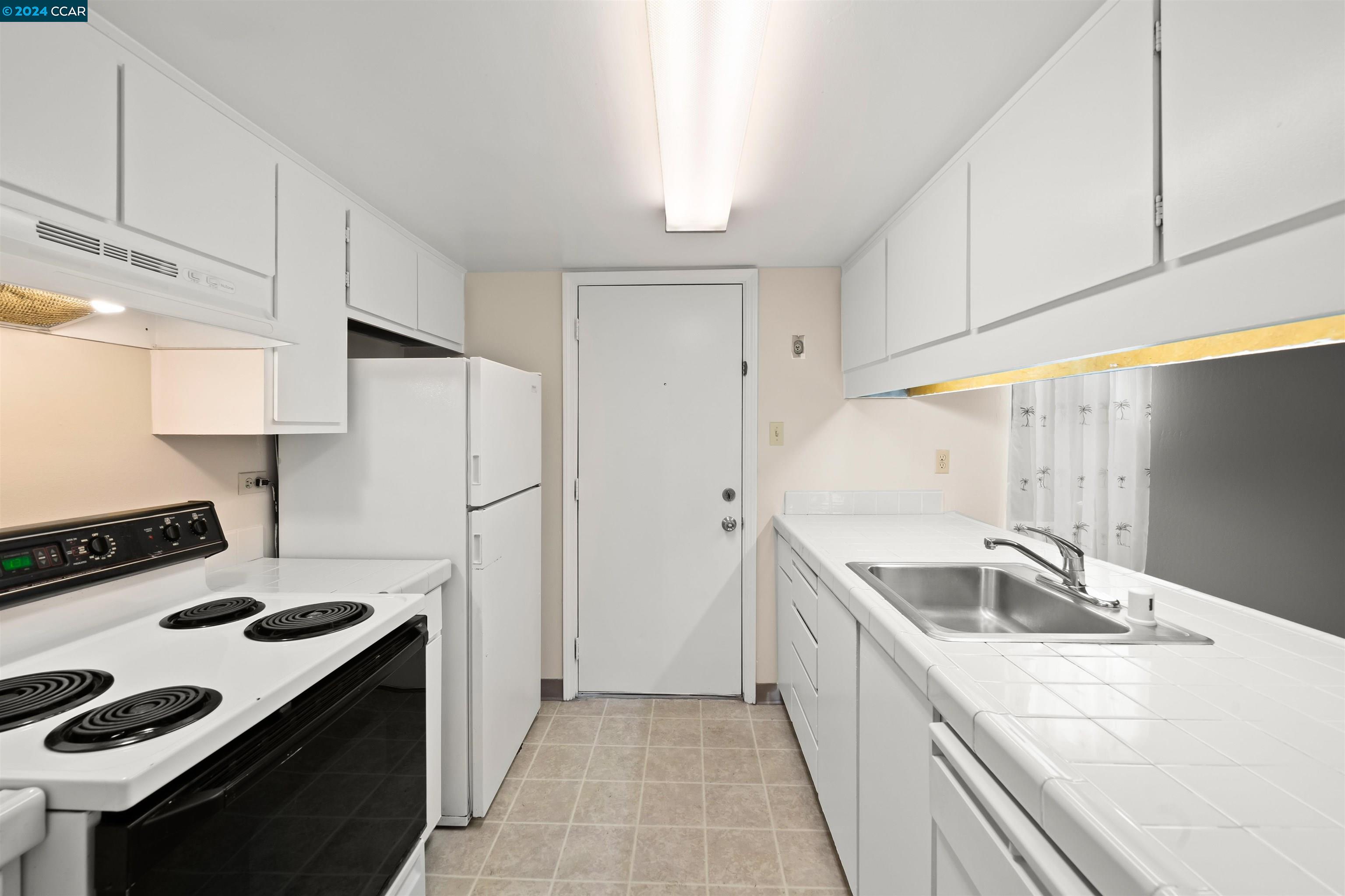 5497 Roundtree Drive # B