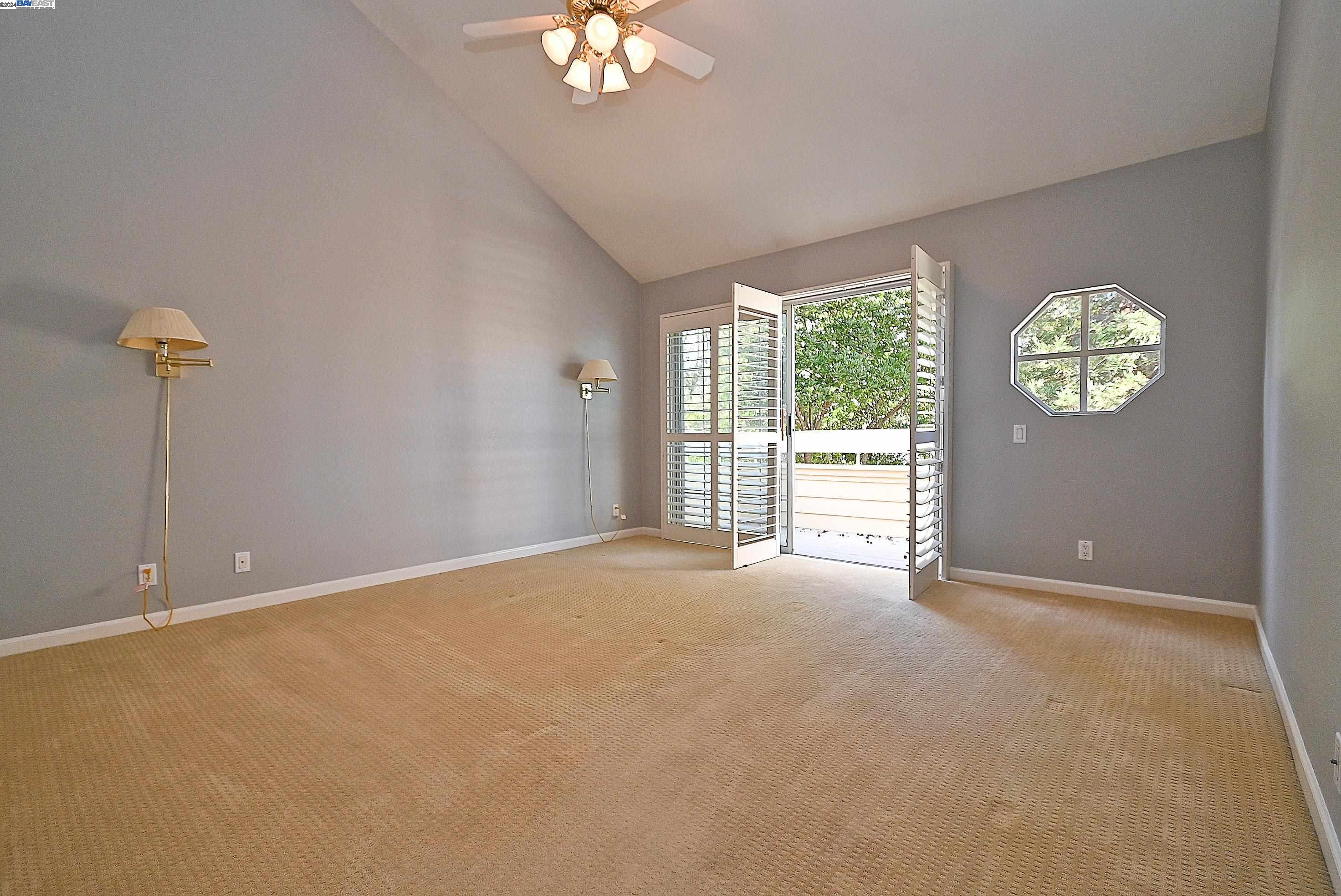1849 Stratton Cir