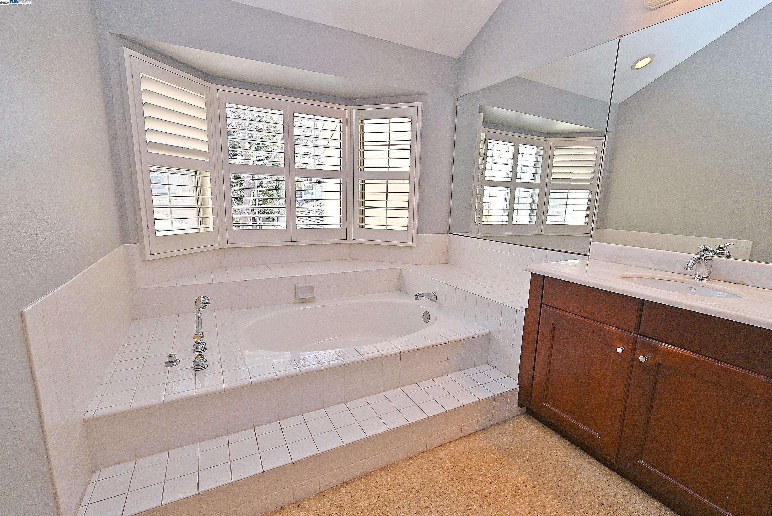 1849 Stratton Cir