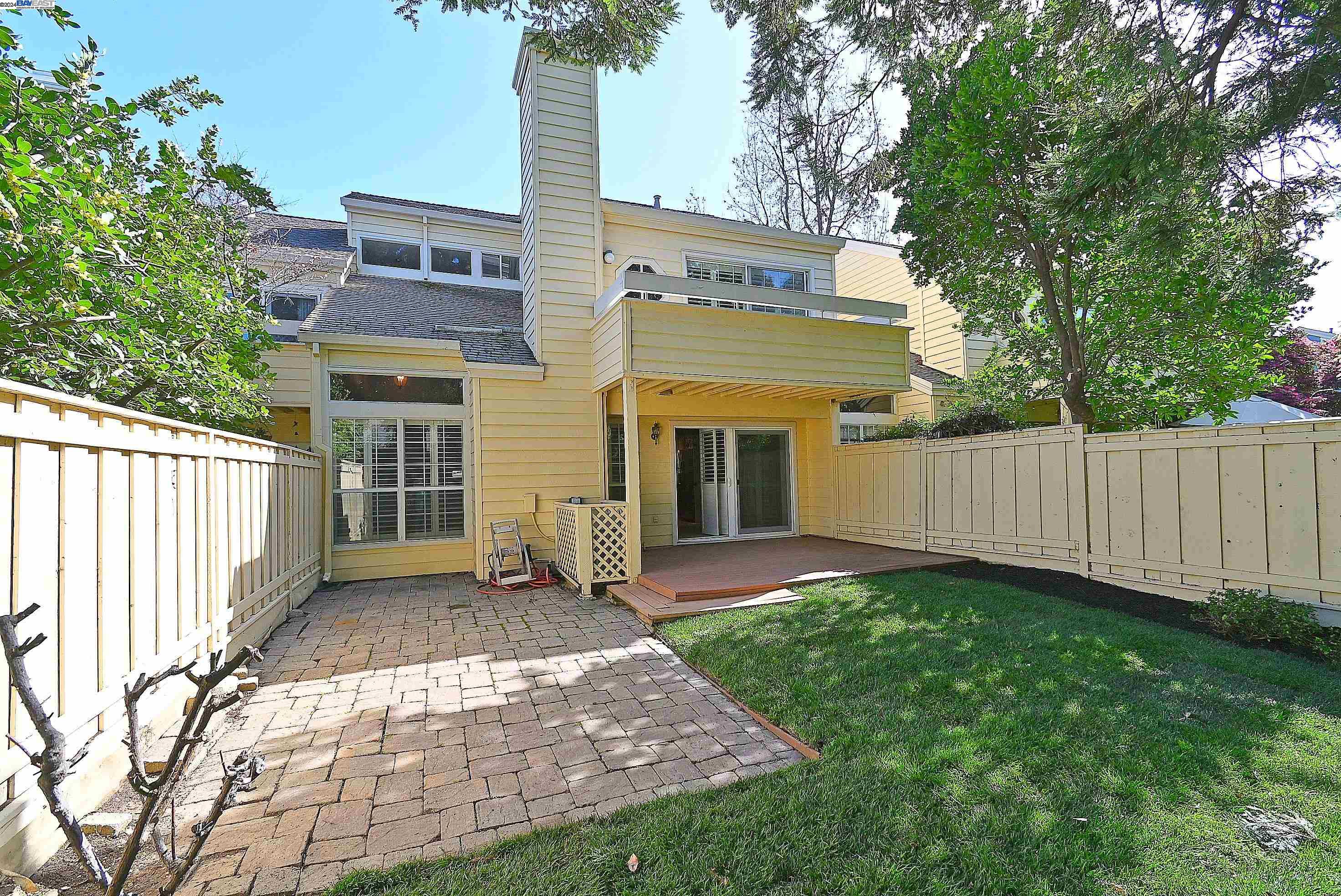 1849 Stratton Cir