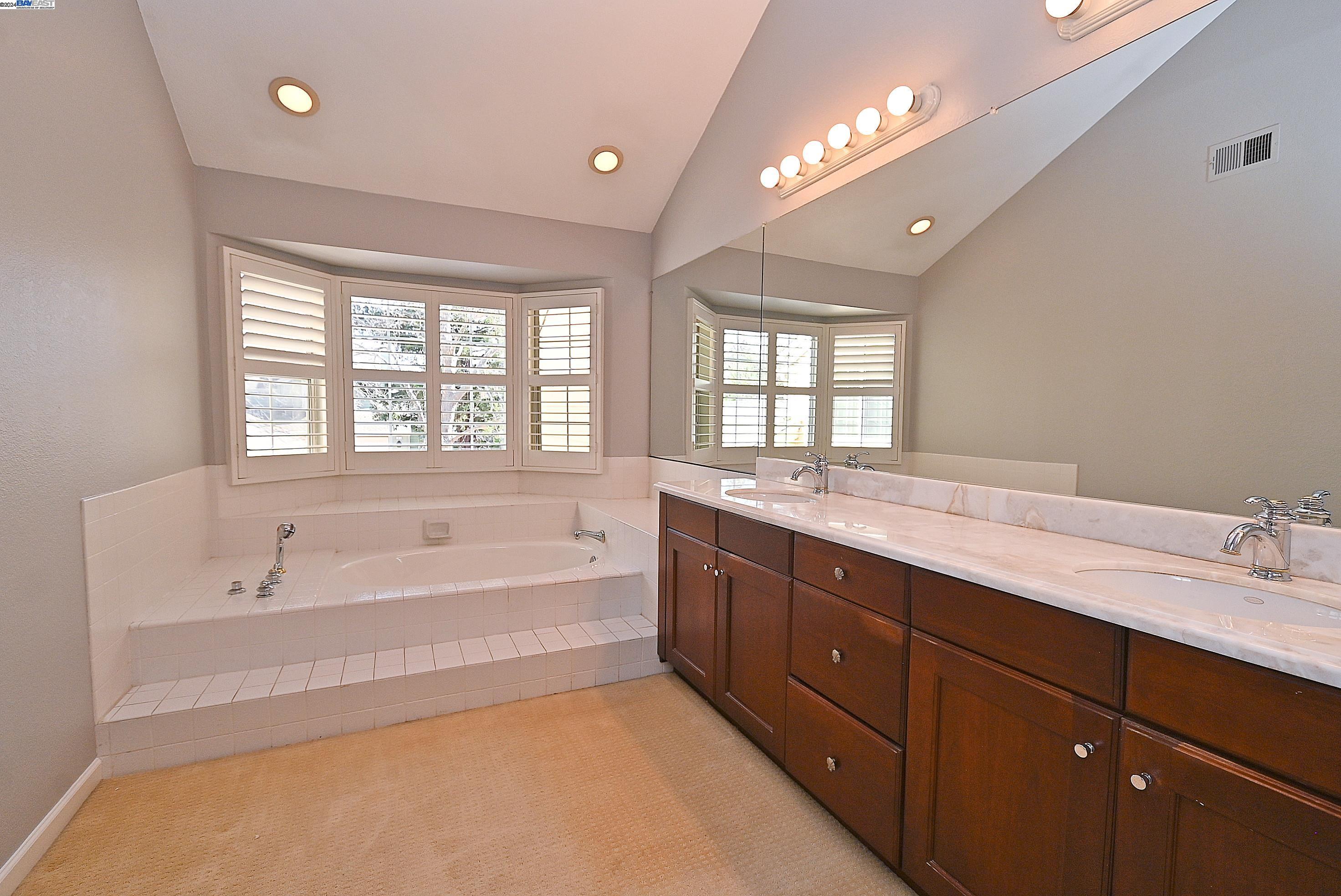 1849 Stratton Cir