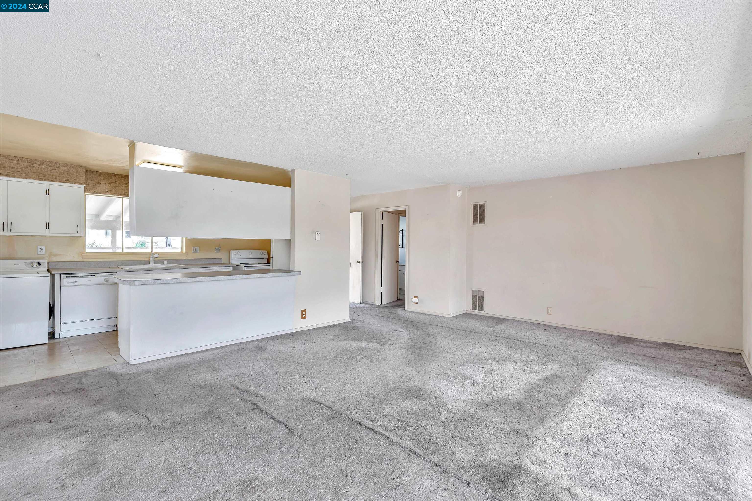 4452 Utah Dr