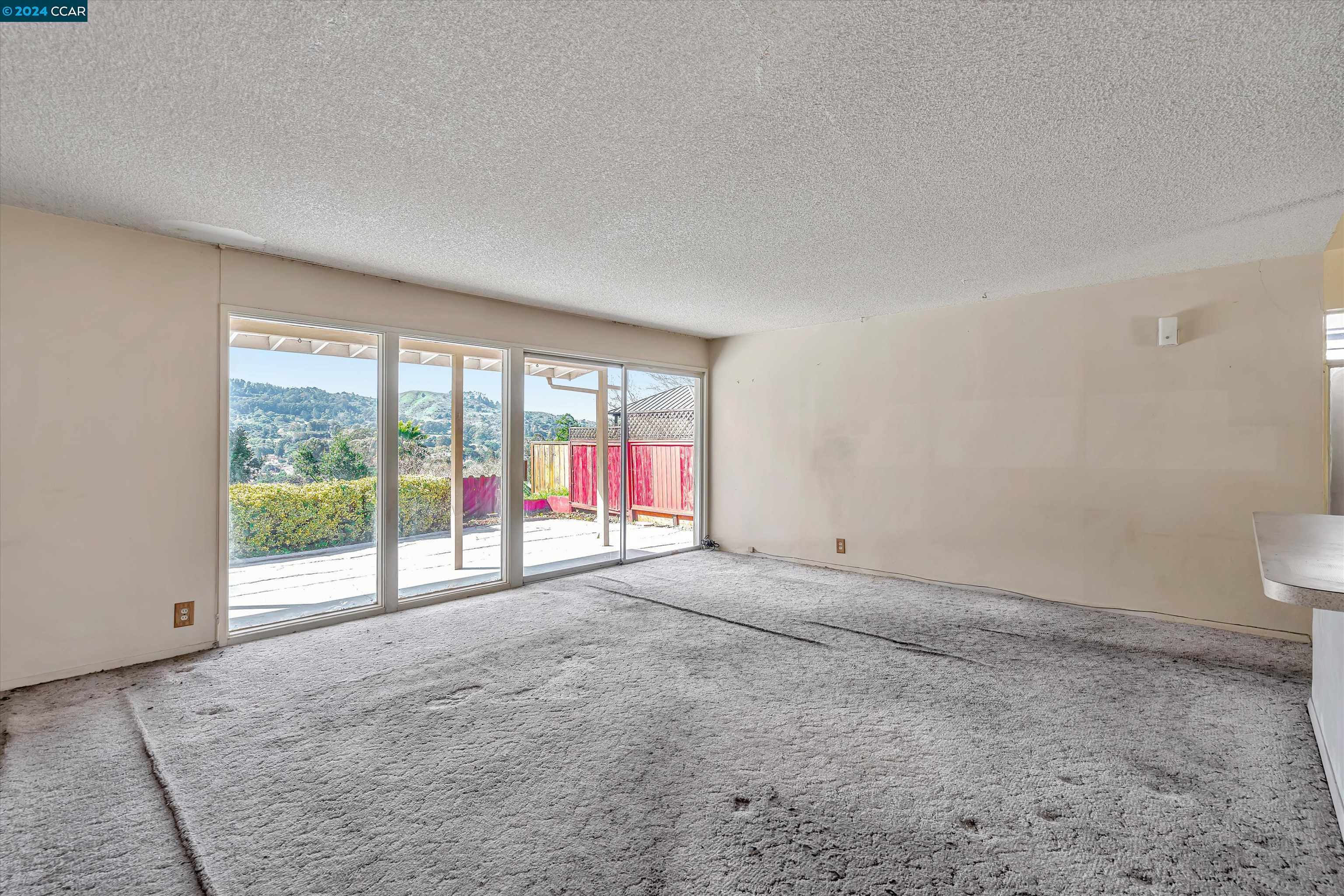 4452 Utah Dr