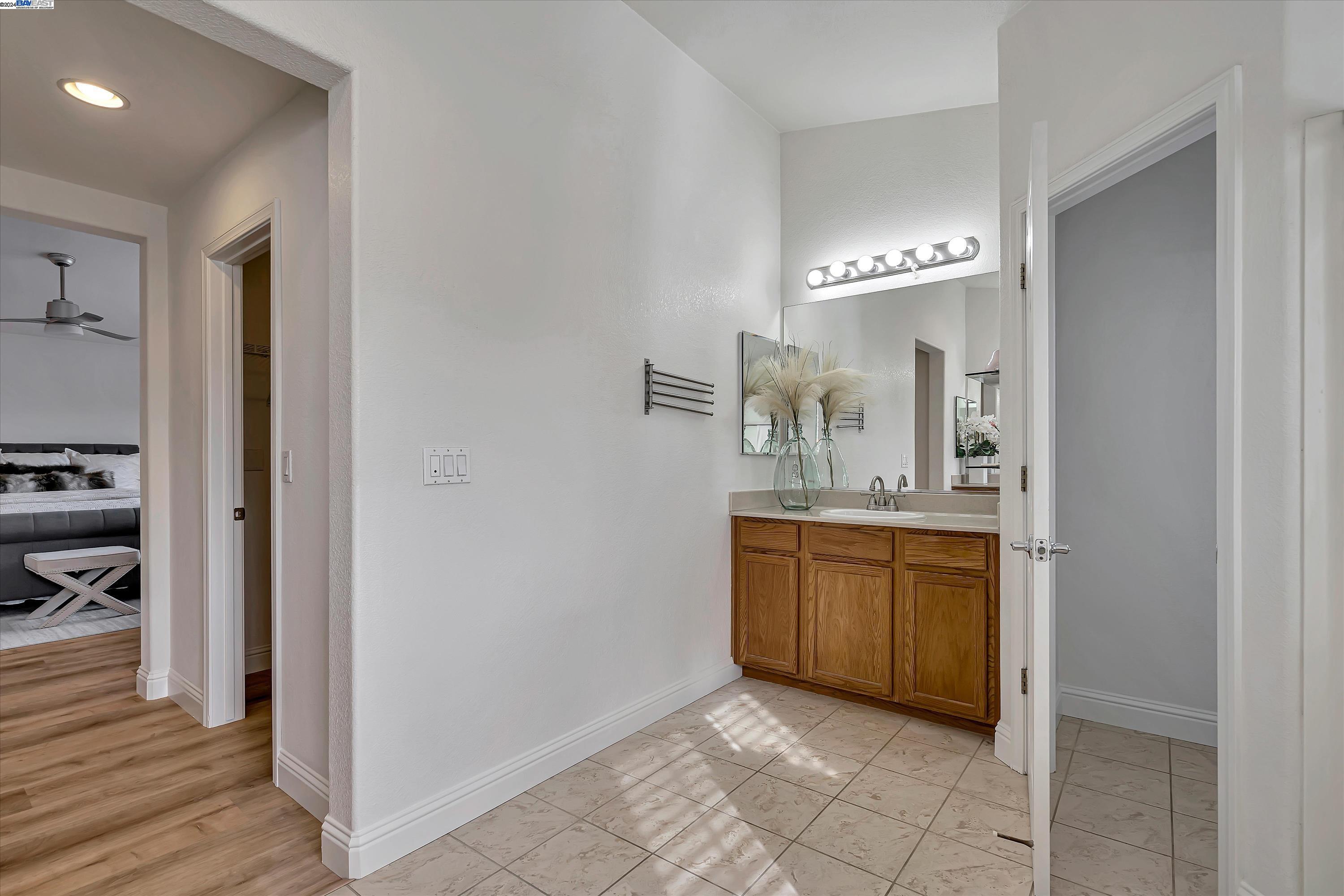 4102 Boulder Creek Ct