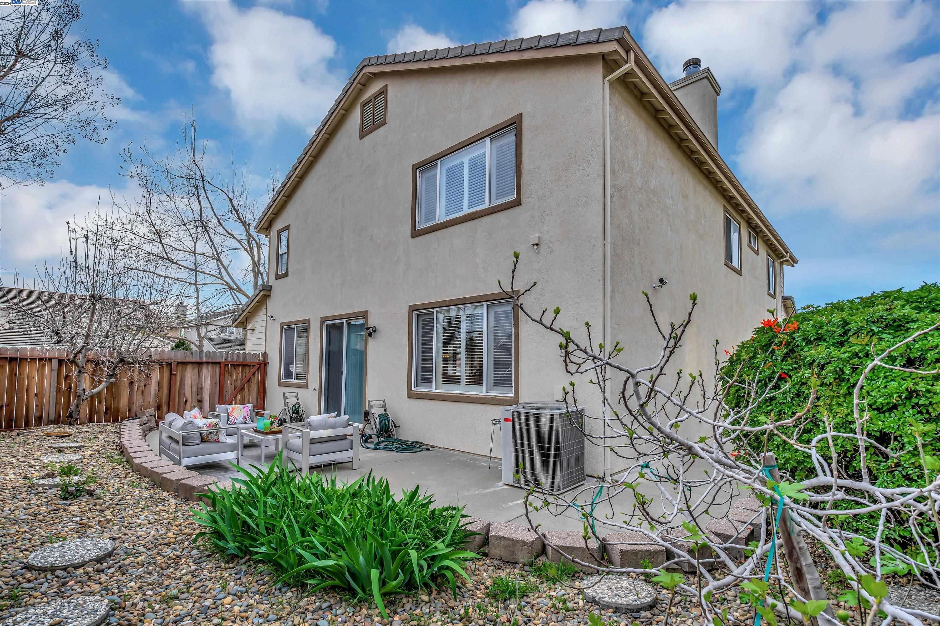 4102 Boulder Creek Ct