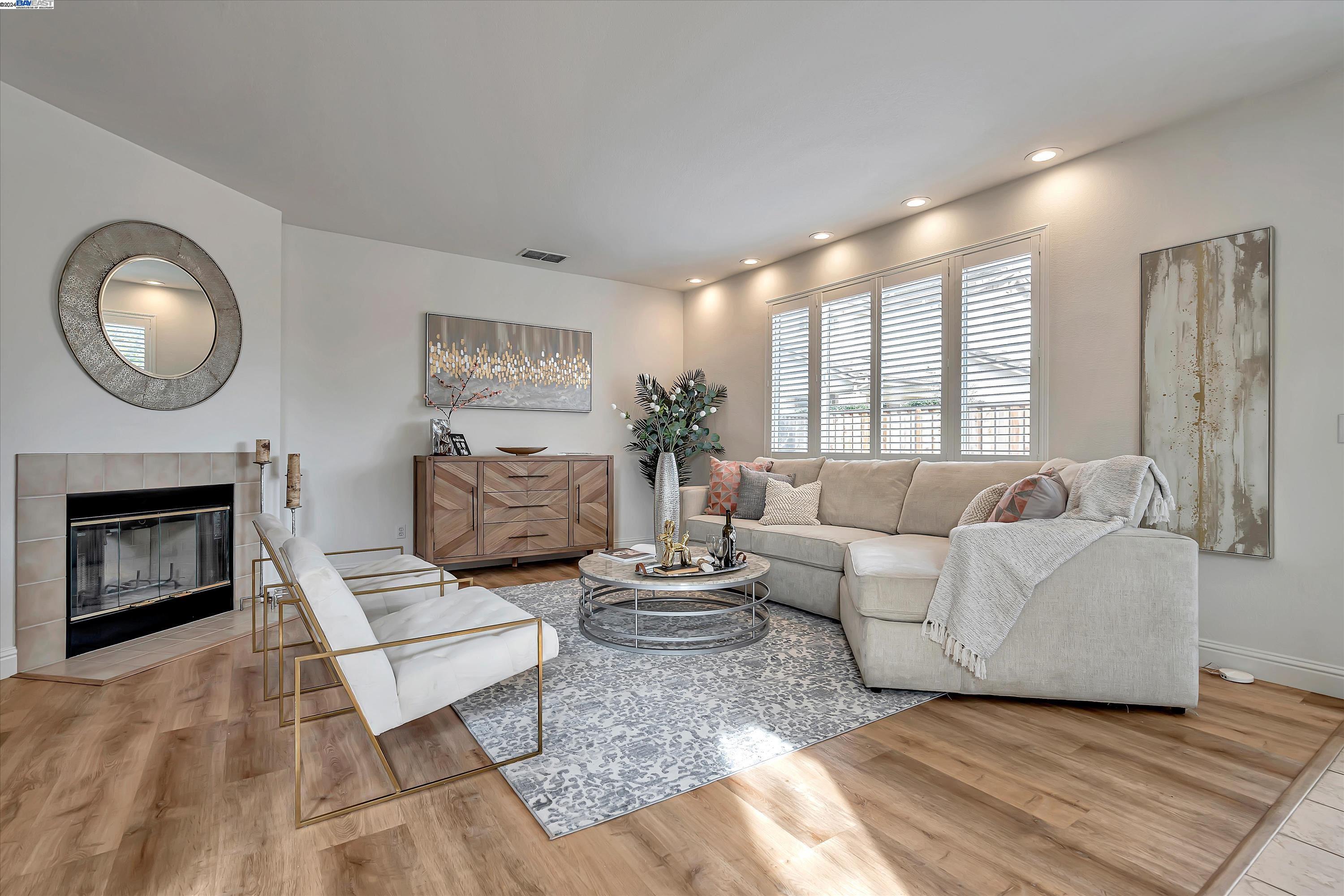 4102 Boulder Creek Ct