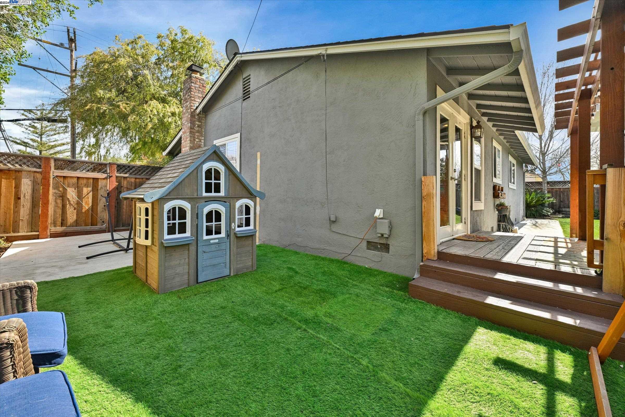 1249 Wagoner Drive