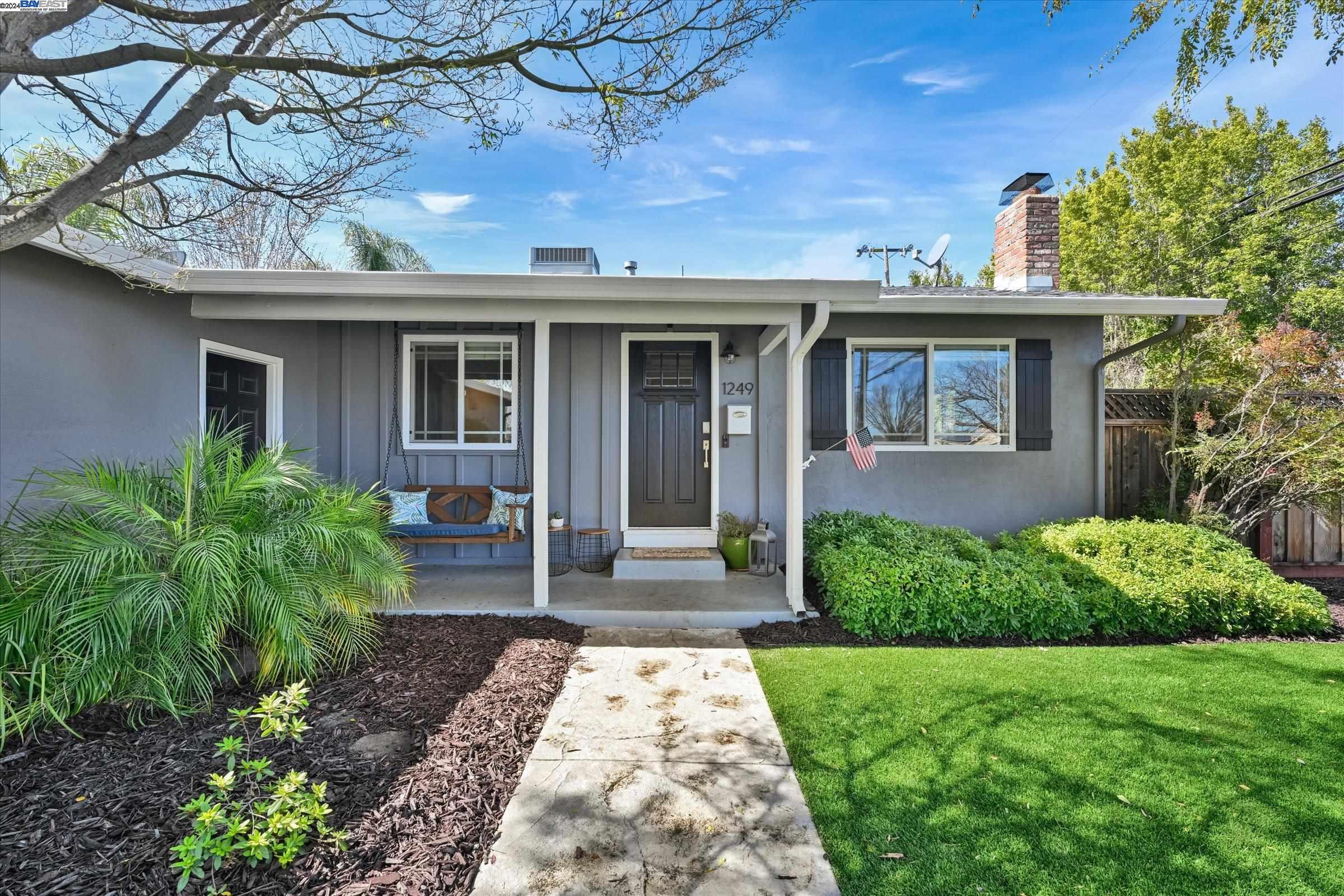 1249 Wagoner Drive