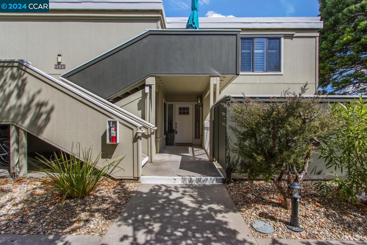 2633 Pine Knoll Dr # 8