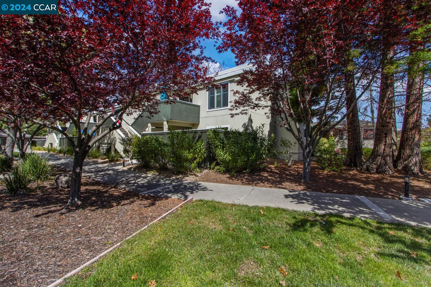 2633 Pine Knoll Dr # 8