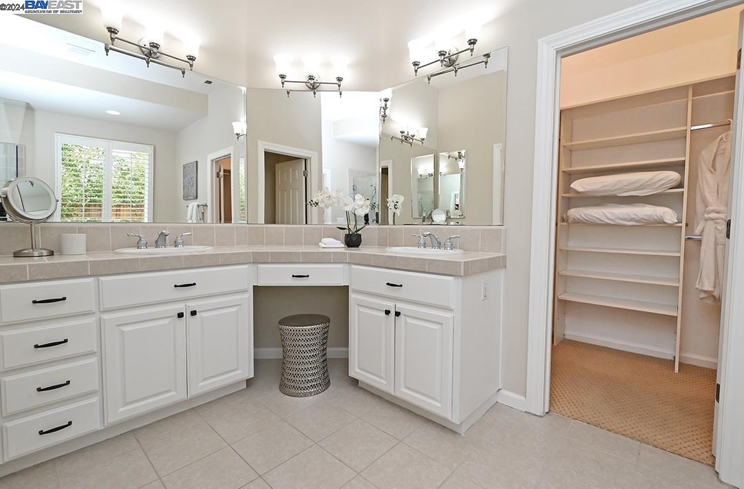 1121 Carrara Ct
