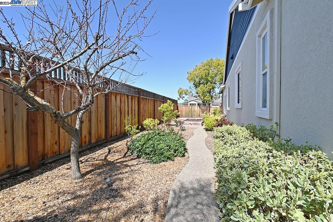 1121 Carrara Ct