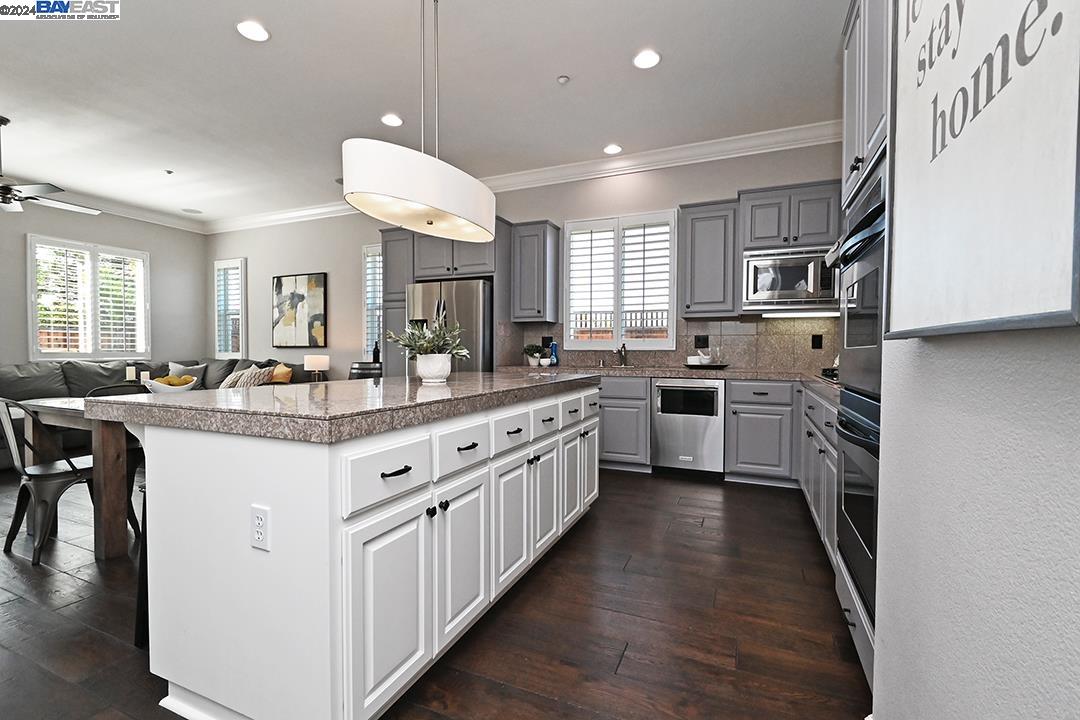 1121 Carrara Ct