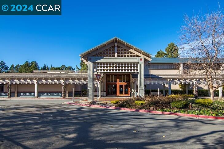 1232 Skycrest Dr # 4