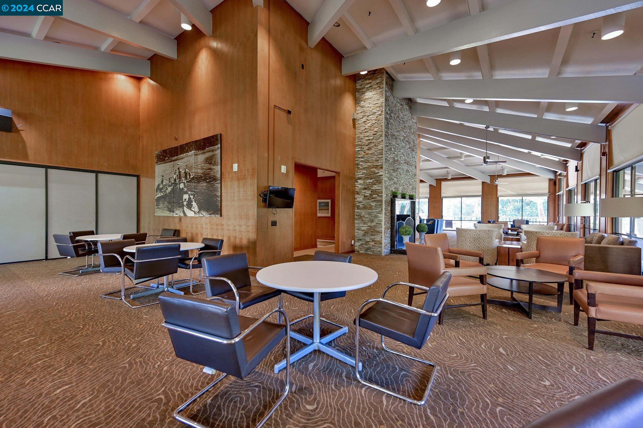 450 N Civic Dr # 402