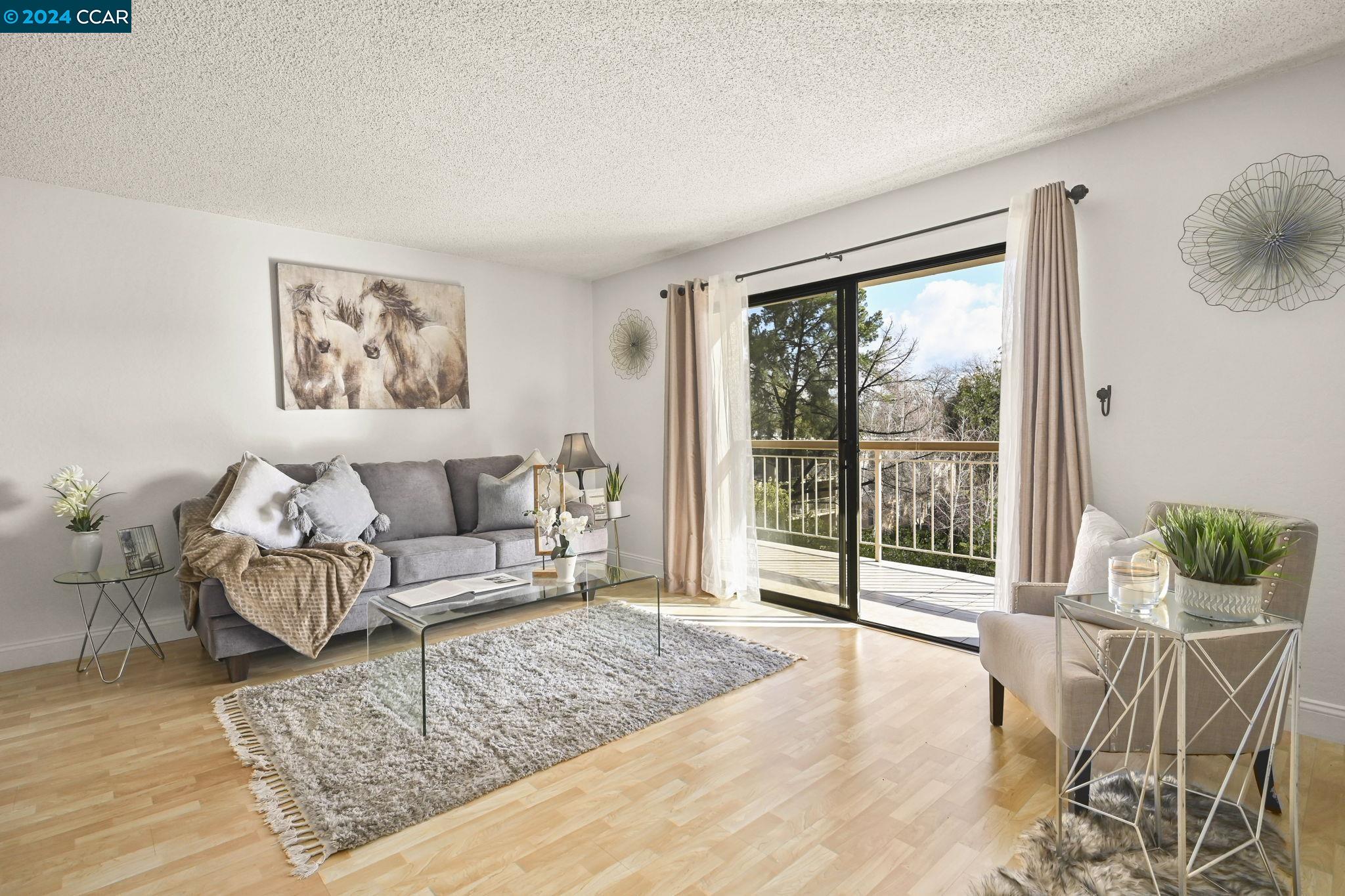 450 N Civic Dr # 402