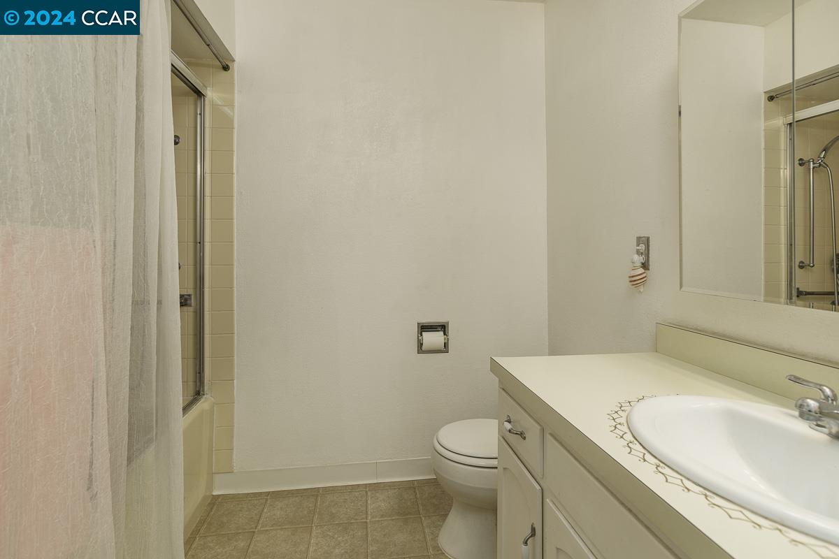 2333 Pine Knoll Drive # 3, Walnut Creek 94595 Unit: 3