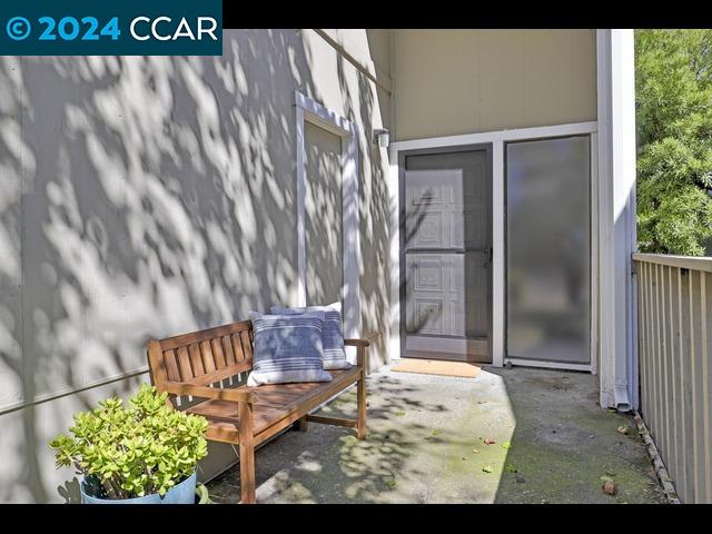 386 Camelback Rd
