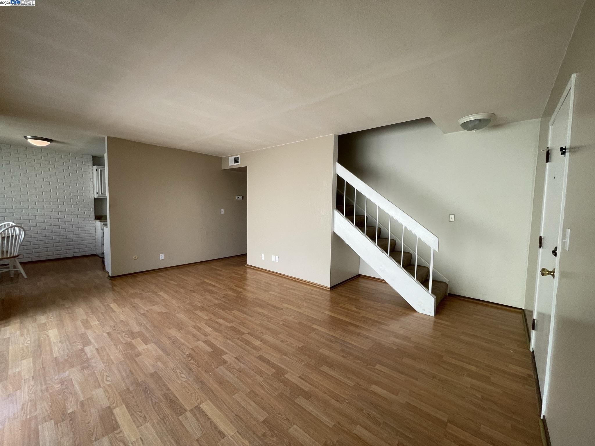 1685 Calle Santa Anna