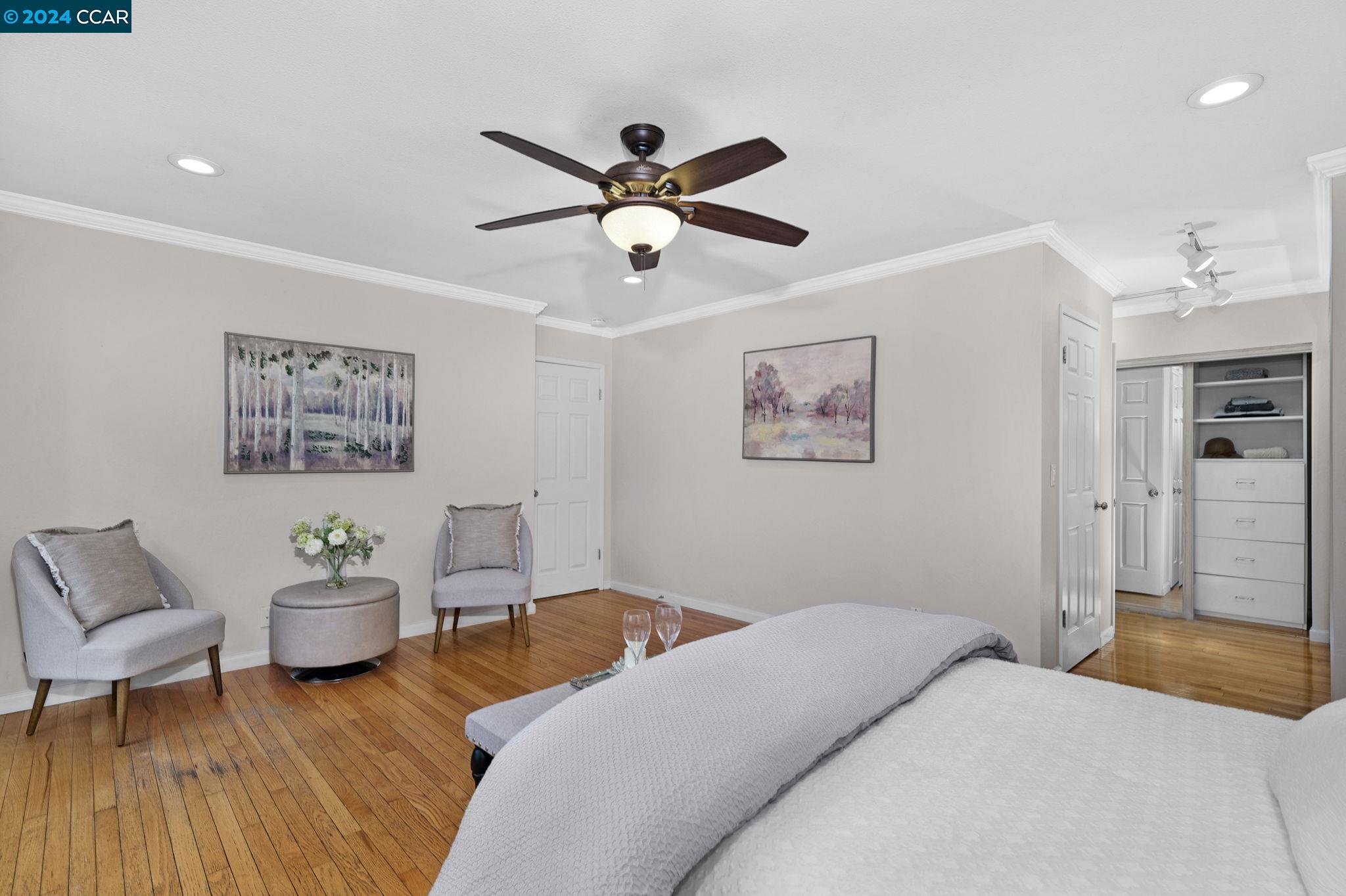 24 Barcelona Ct