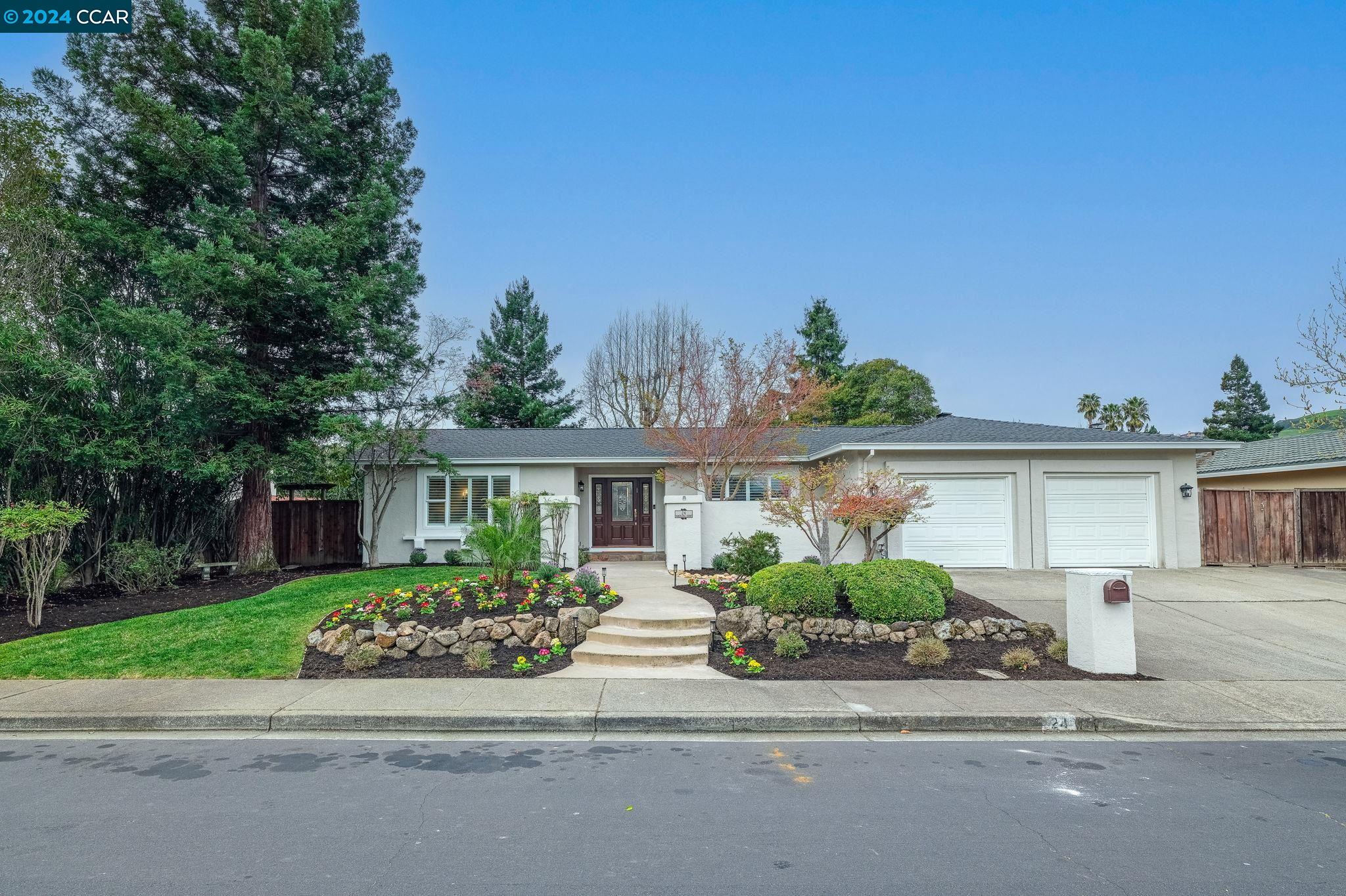 24 Barcelona Ct
