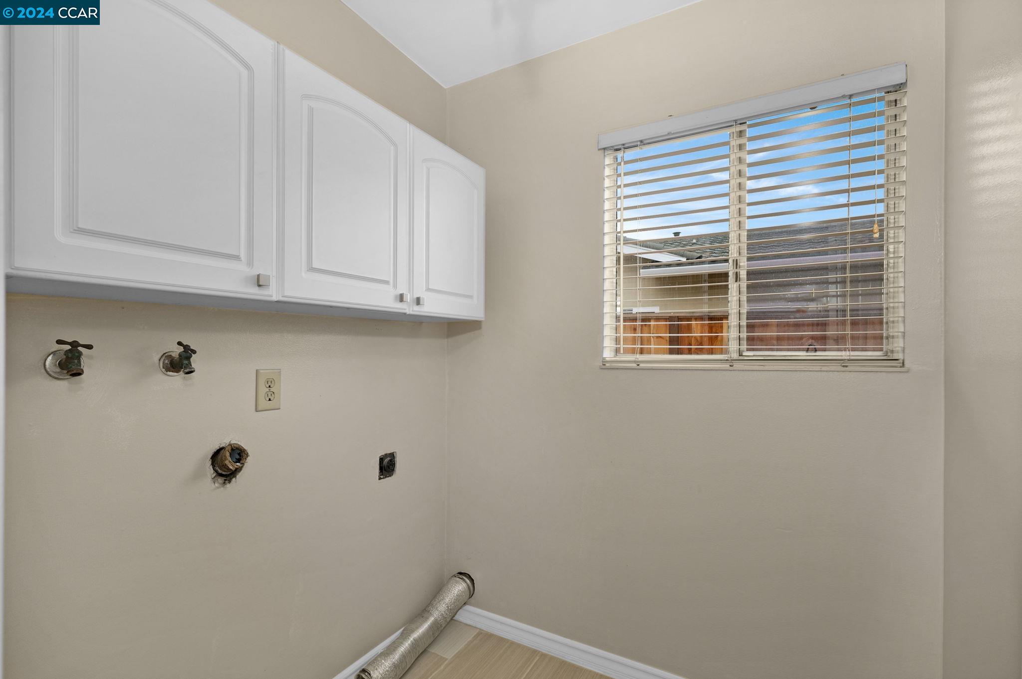 24 Barcelona Ct