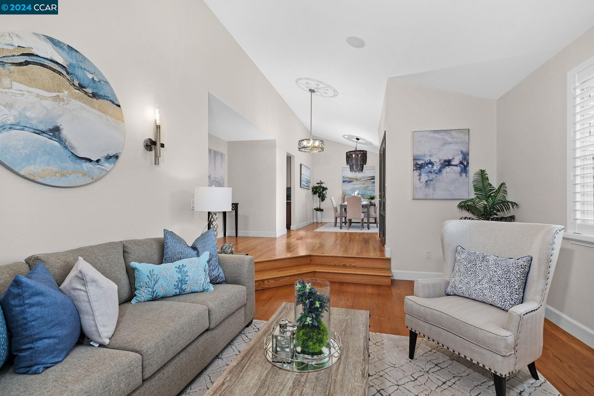 24 Barcelona Ct