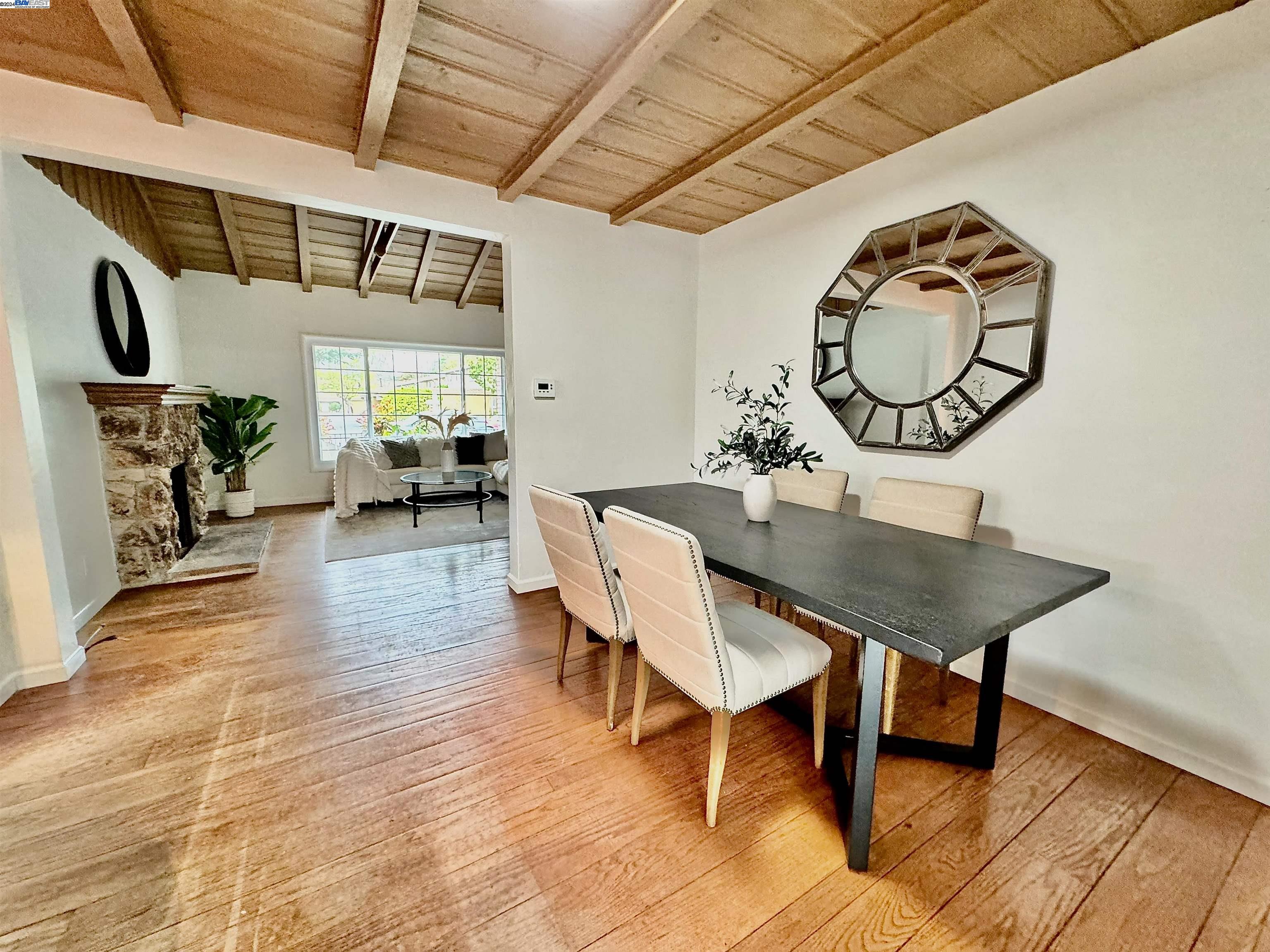 20146 Santa Maria Ave