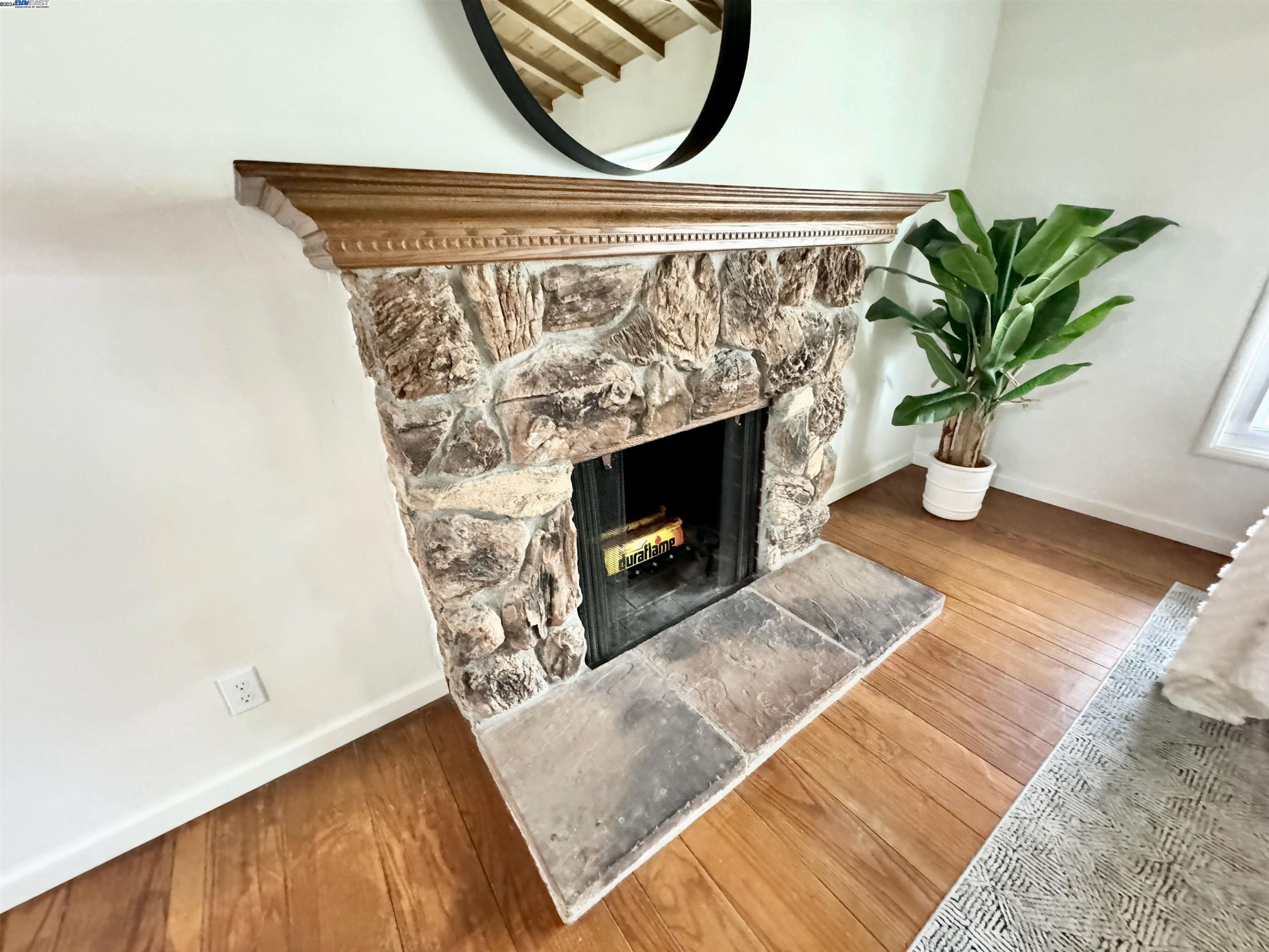 20146 Santa Maria Ave