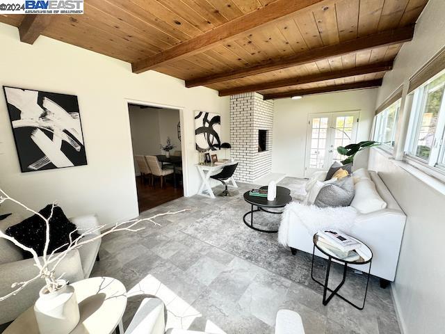 20146 Santa Maria Ave