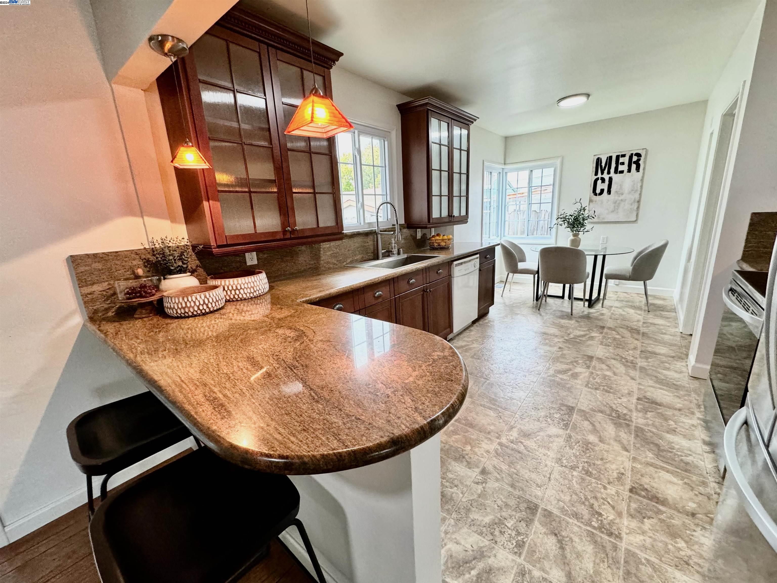 20146 Santa Maria Ave