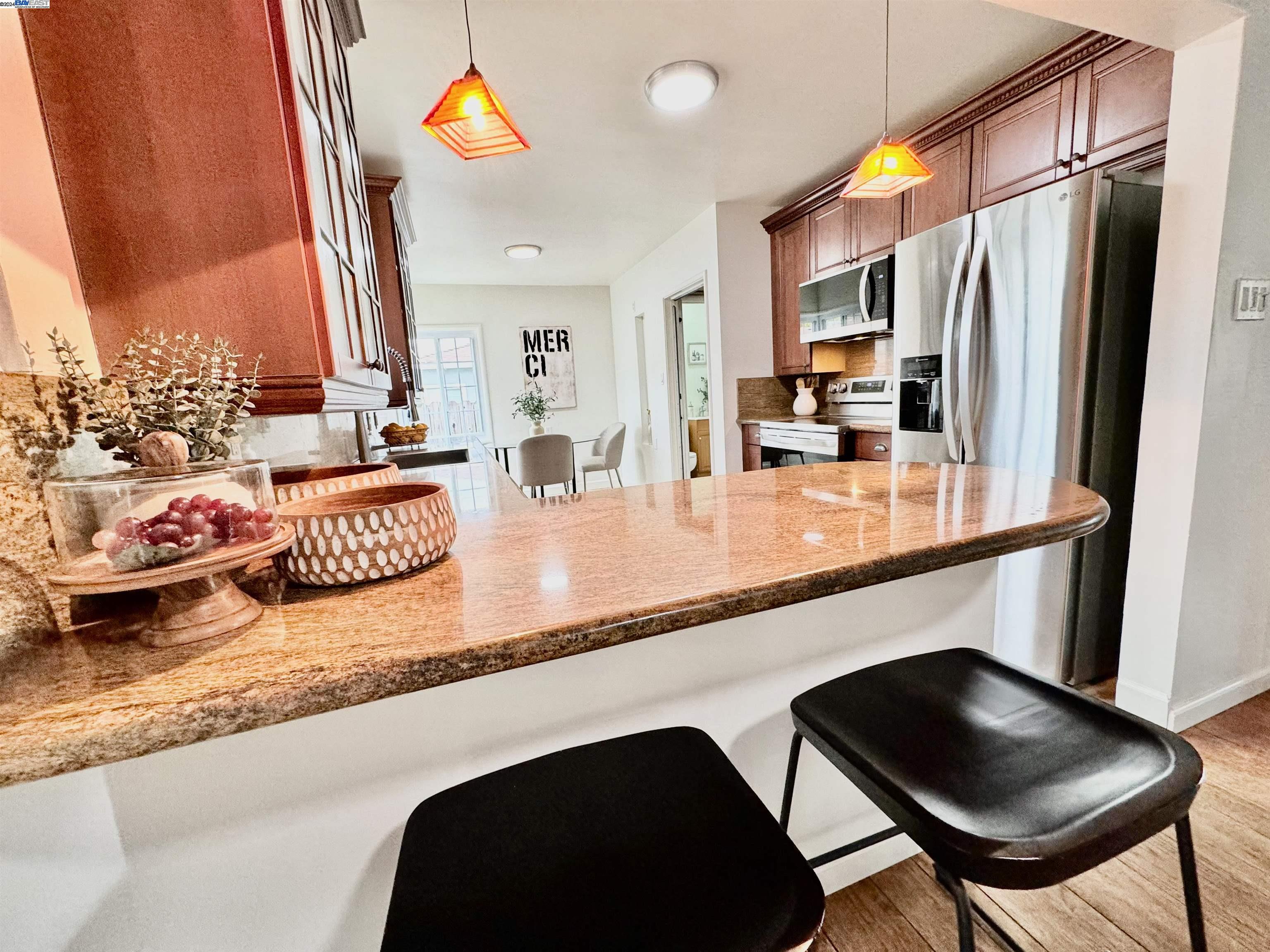 20146 Santa Maria Ave