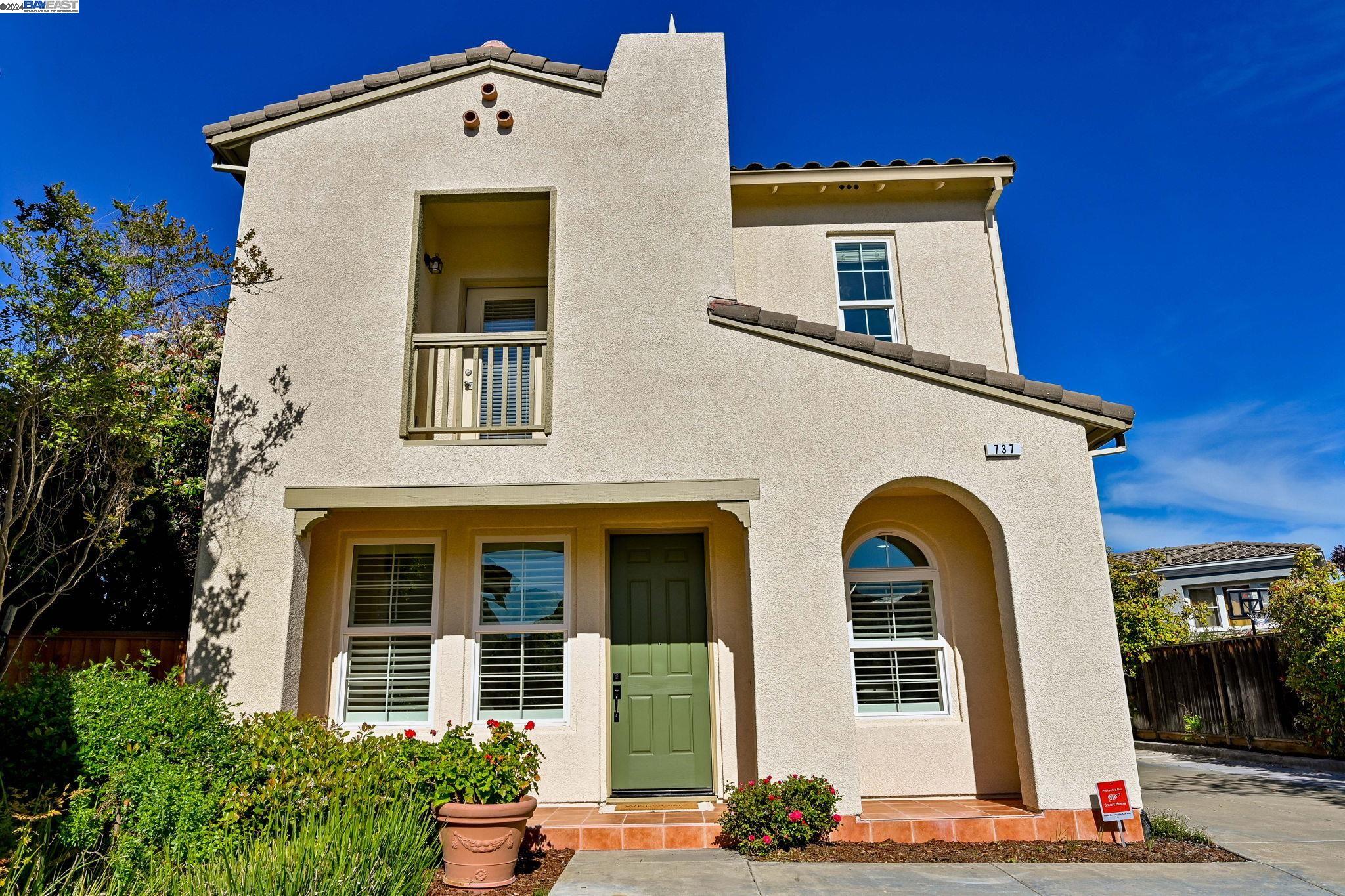 737 Birdwood Ct