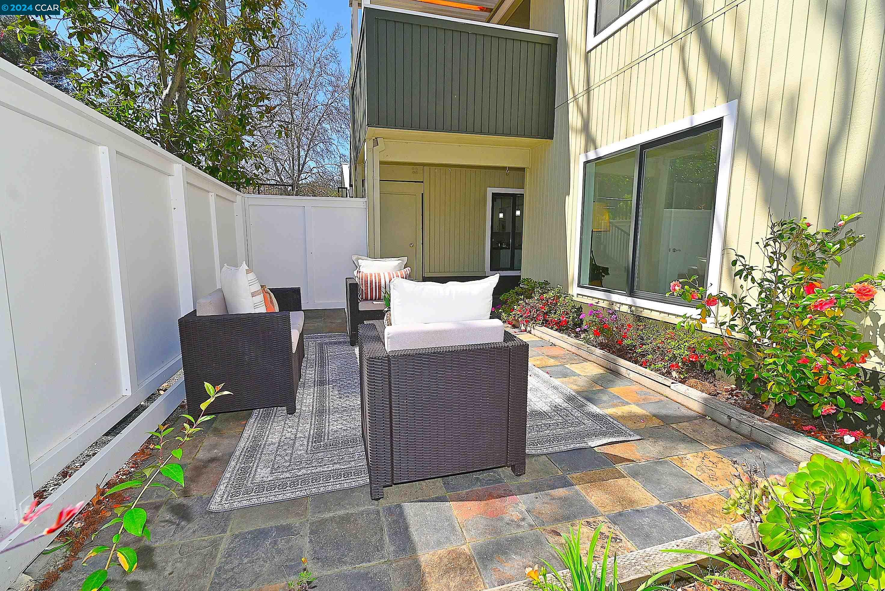 2708 Tice Creek # 4