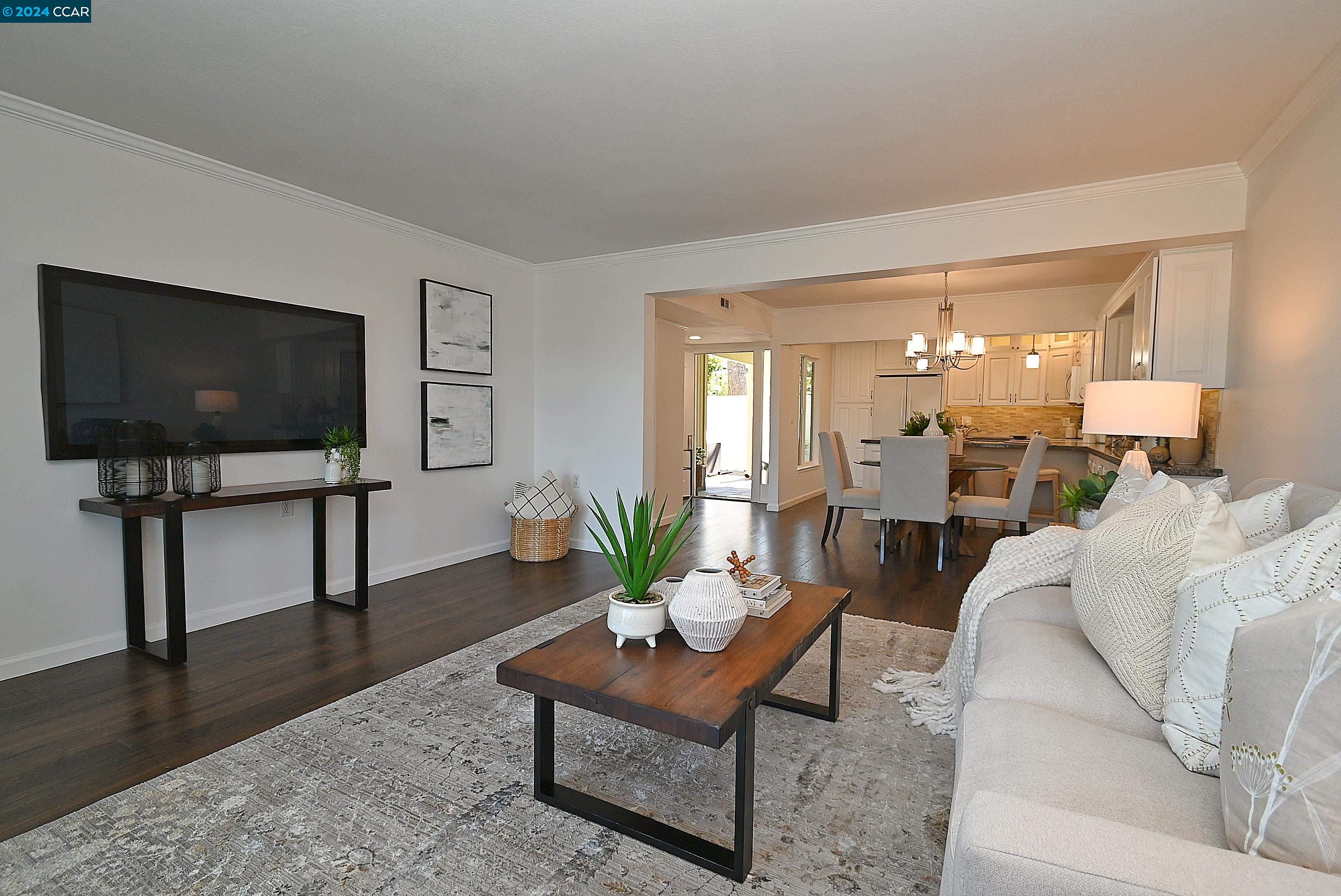 2708 Tice Creek # 4