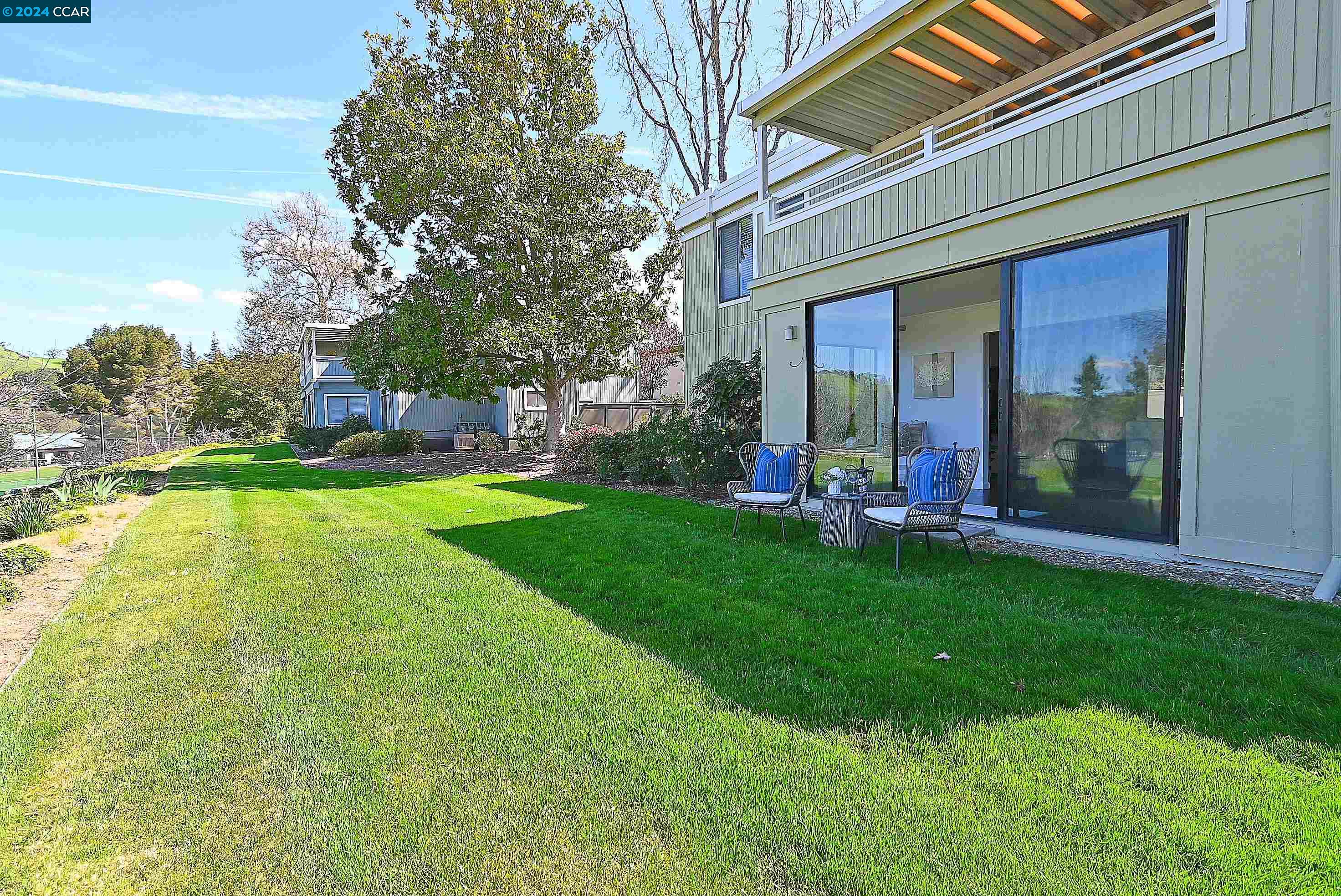 2708 Tice Creek # 4