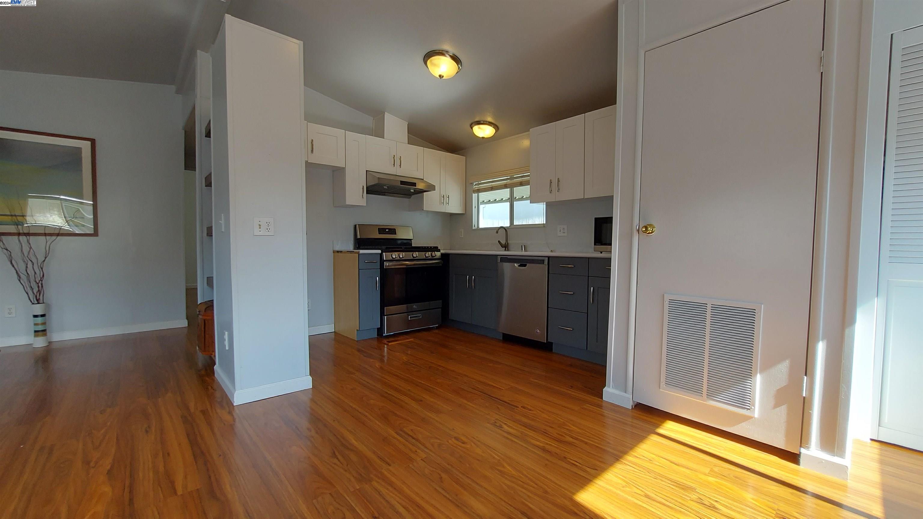 1200 W Winton Ave SPC 92