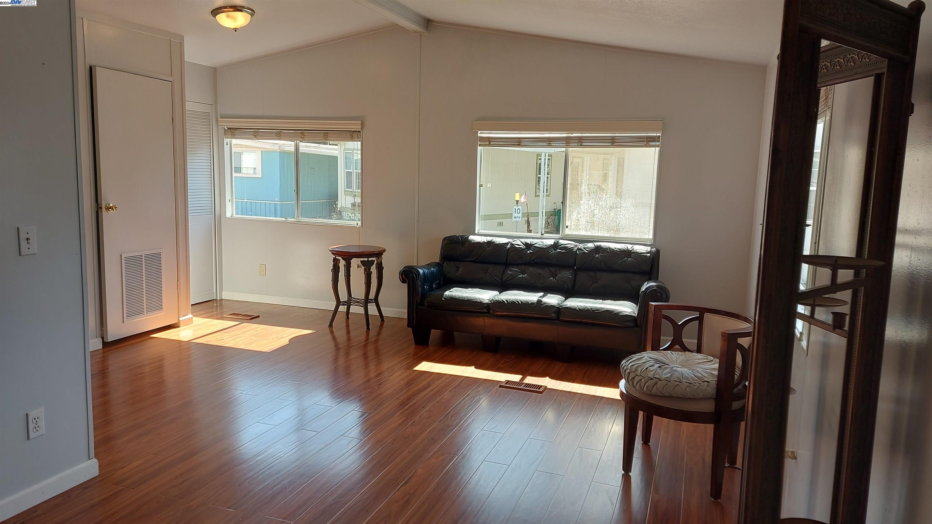 1200 W Winton Ave SPC 92