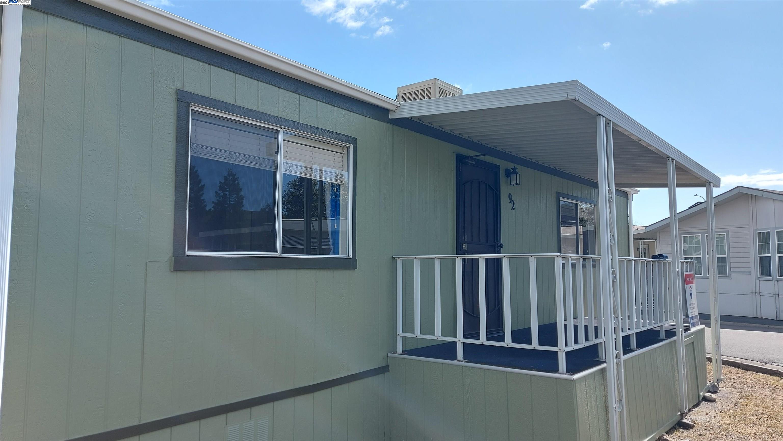 1200 W Winton Ave SPC 92